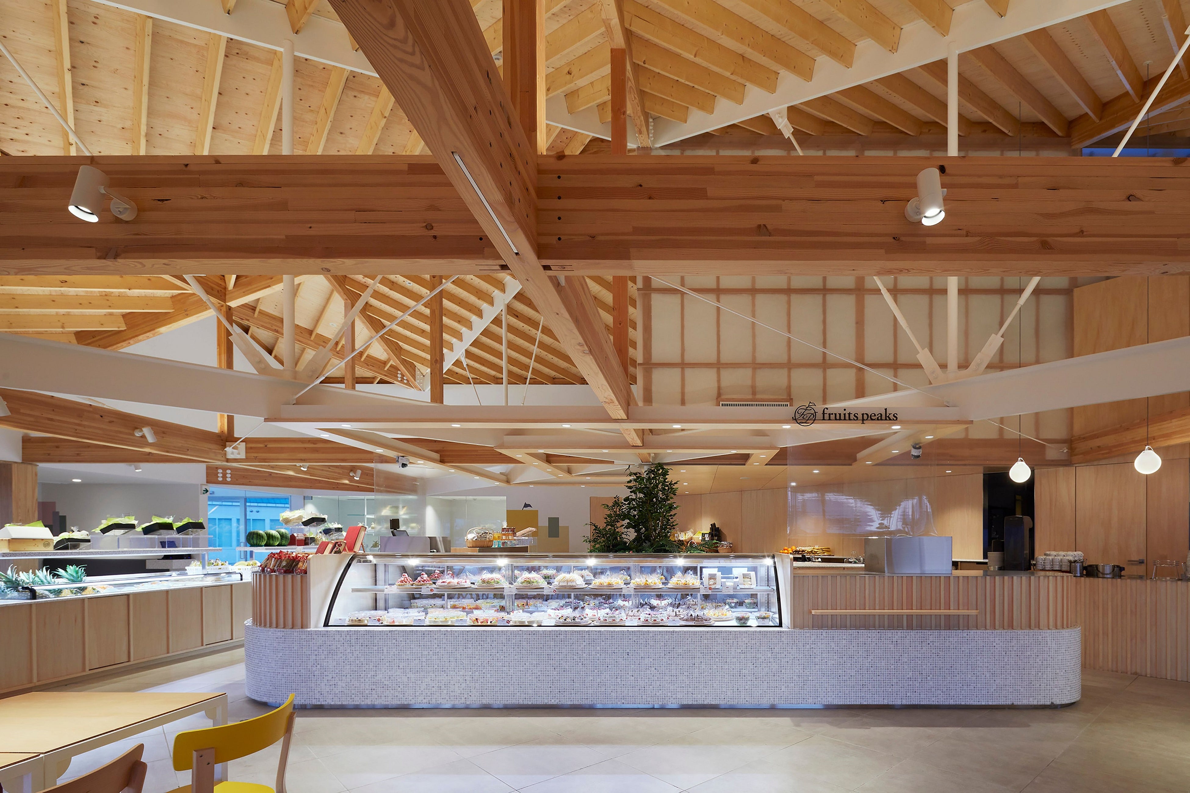 フルーツピークス　店内