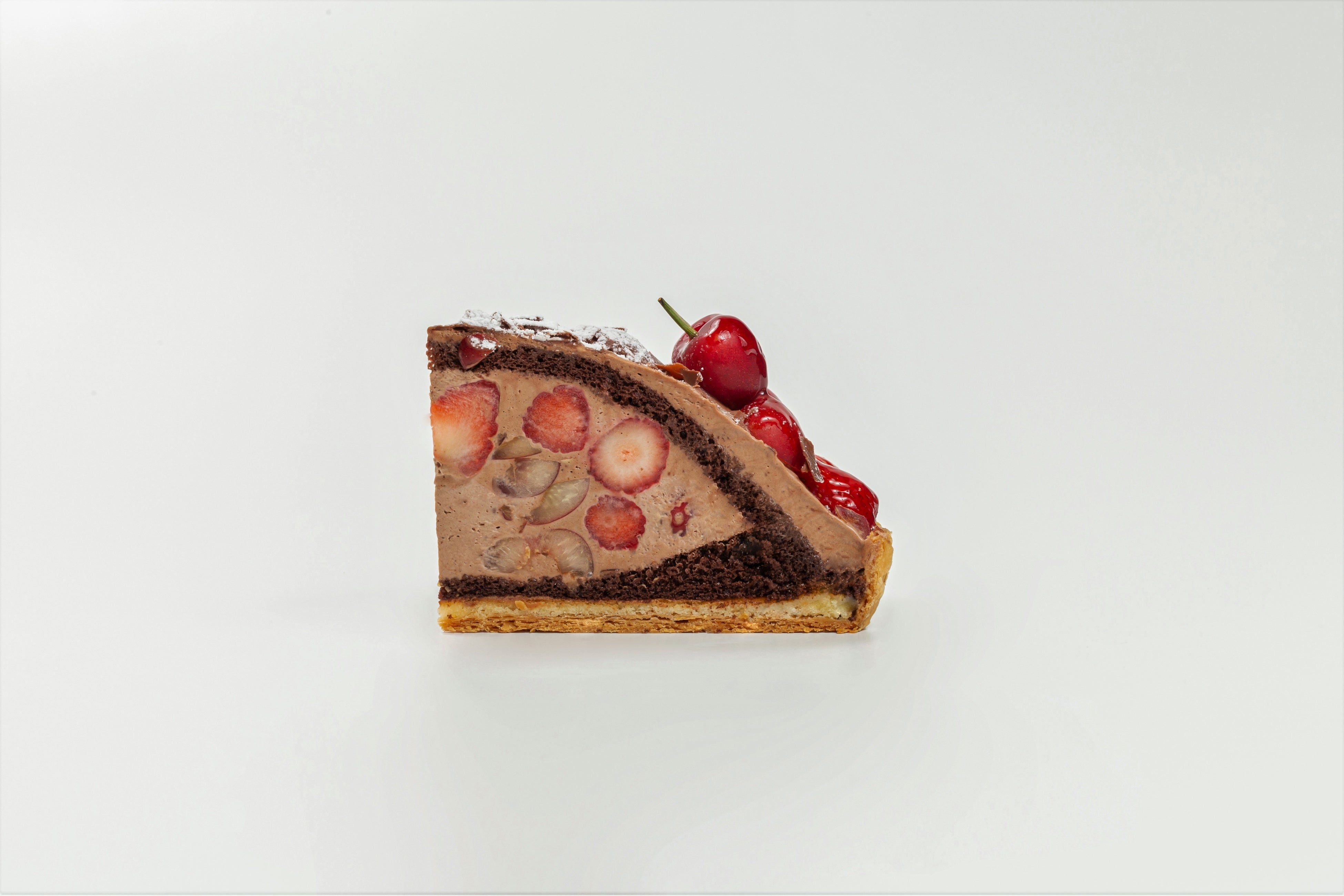 『ダークチェリーといちごのチョコクリームズコット』１ピース