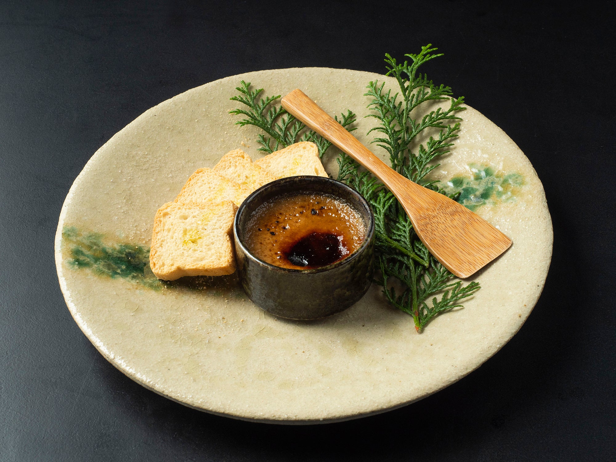 鶏白レバー のブリュレ 仕立て