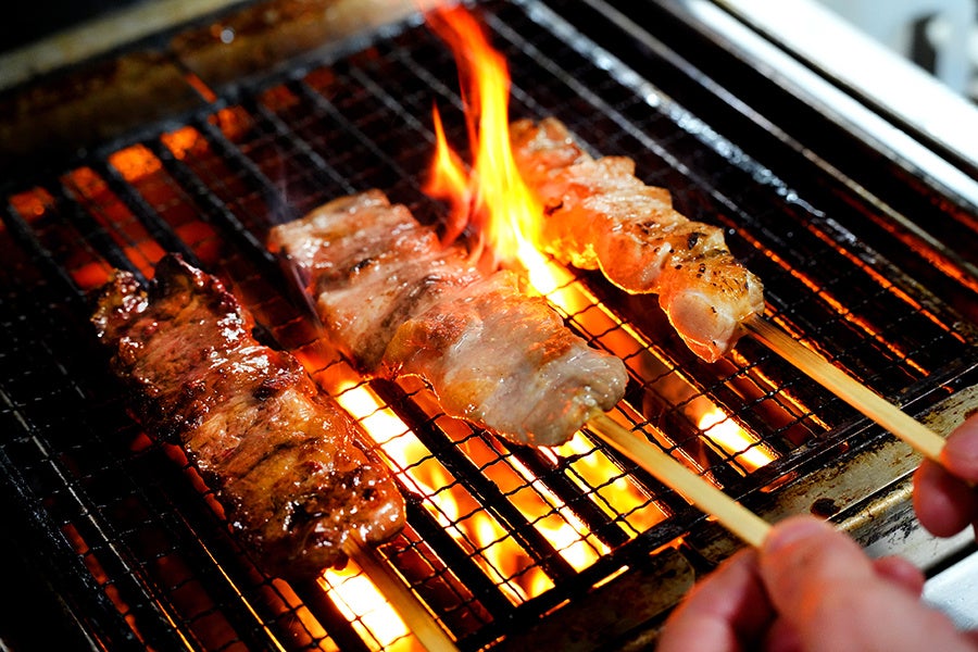 厳選肉の大串（牛、豚、鶏）