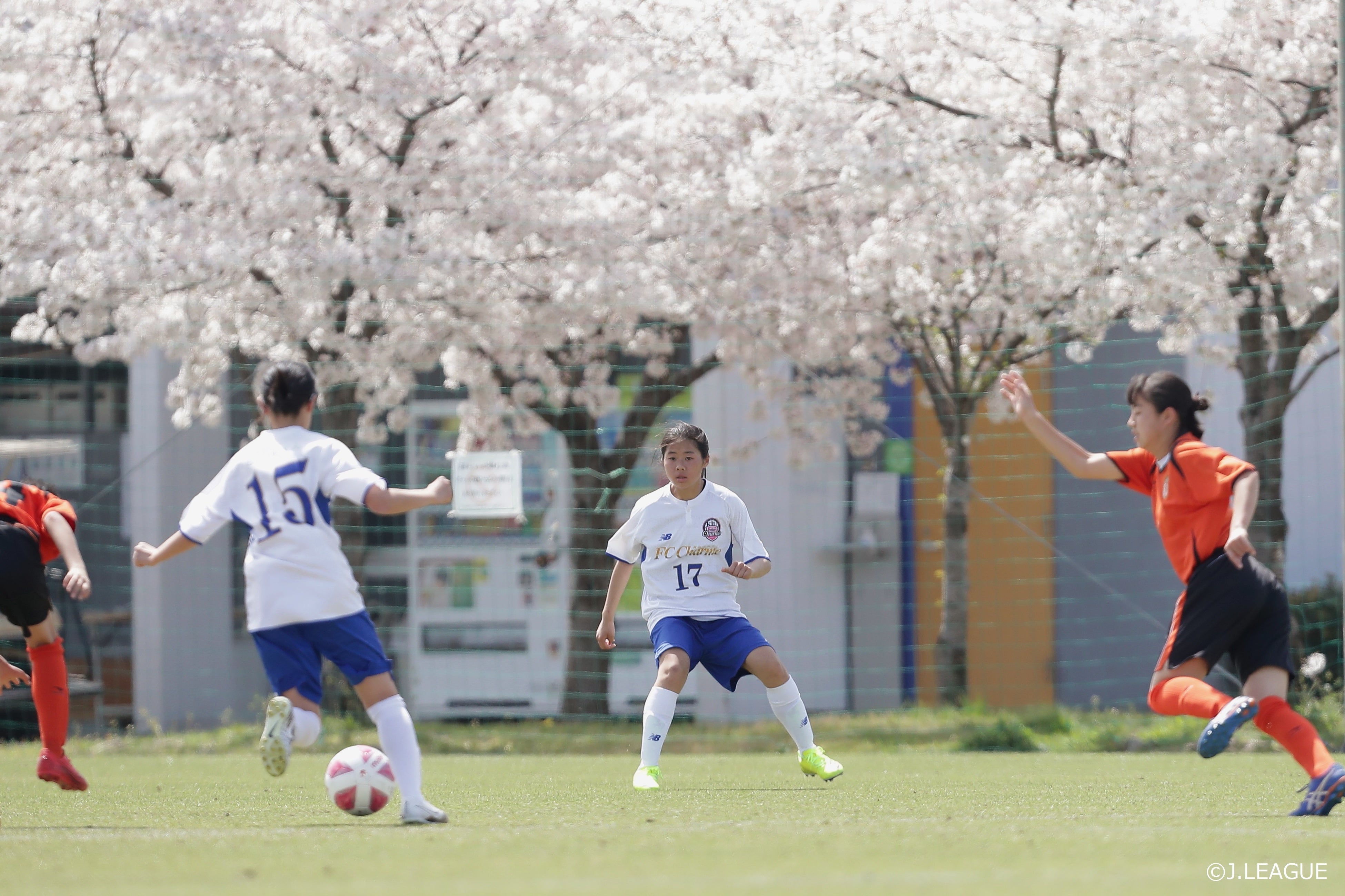 プレナス 女子サッカーの発展と未来を応援 U 15プレナスなでしこアカデミーフェスティバル２０２２ ４月３日 日 から３日間開催 株式会社プレナスのプレスリリース