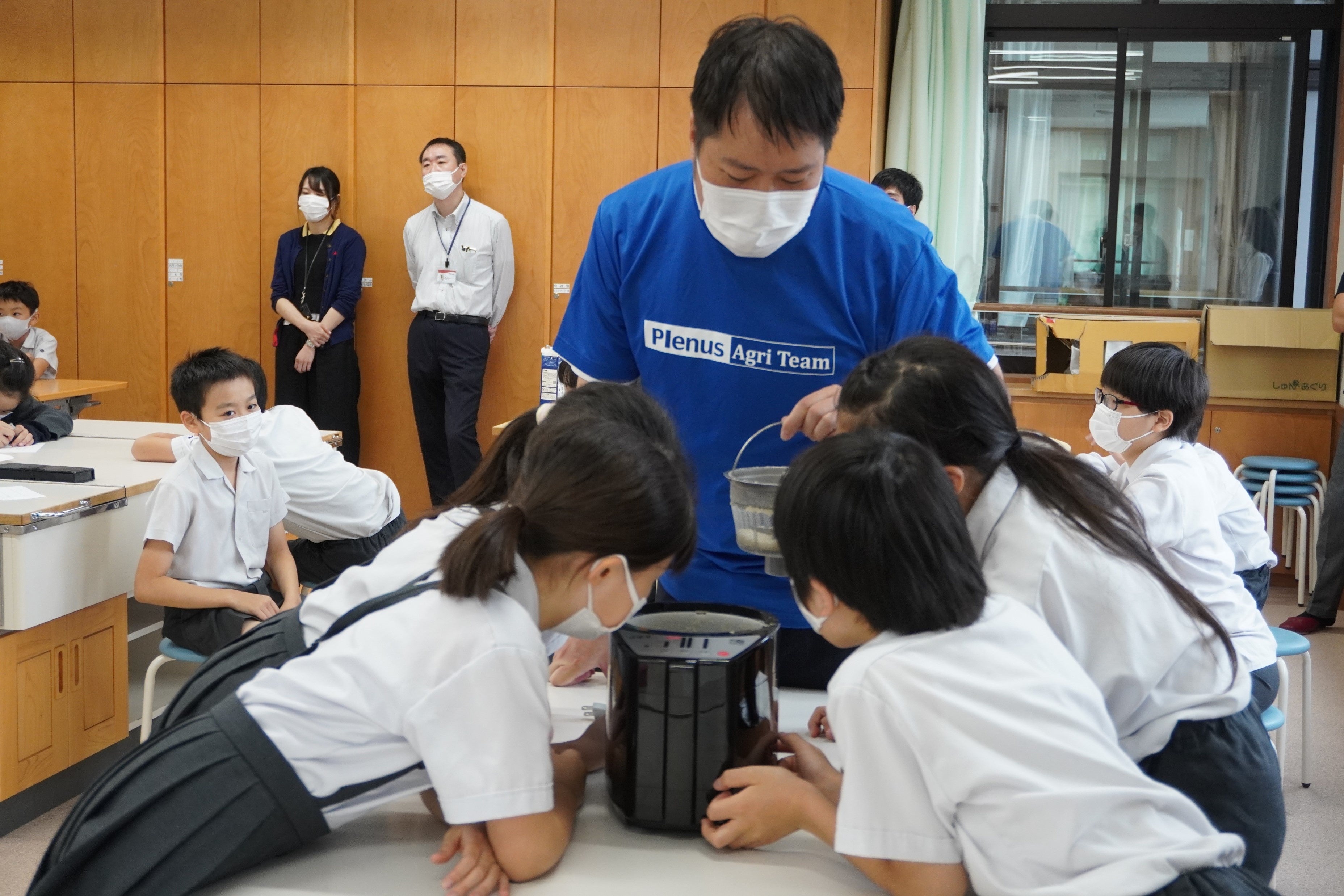 10月　脱穀・籾摺・精米