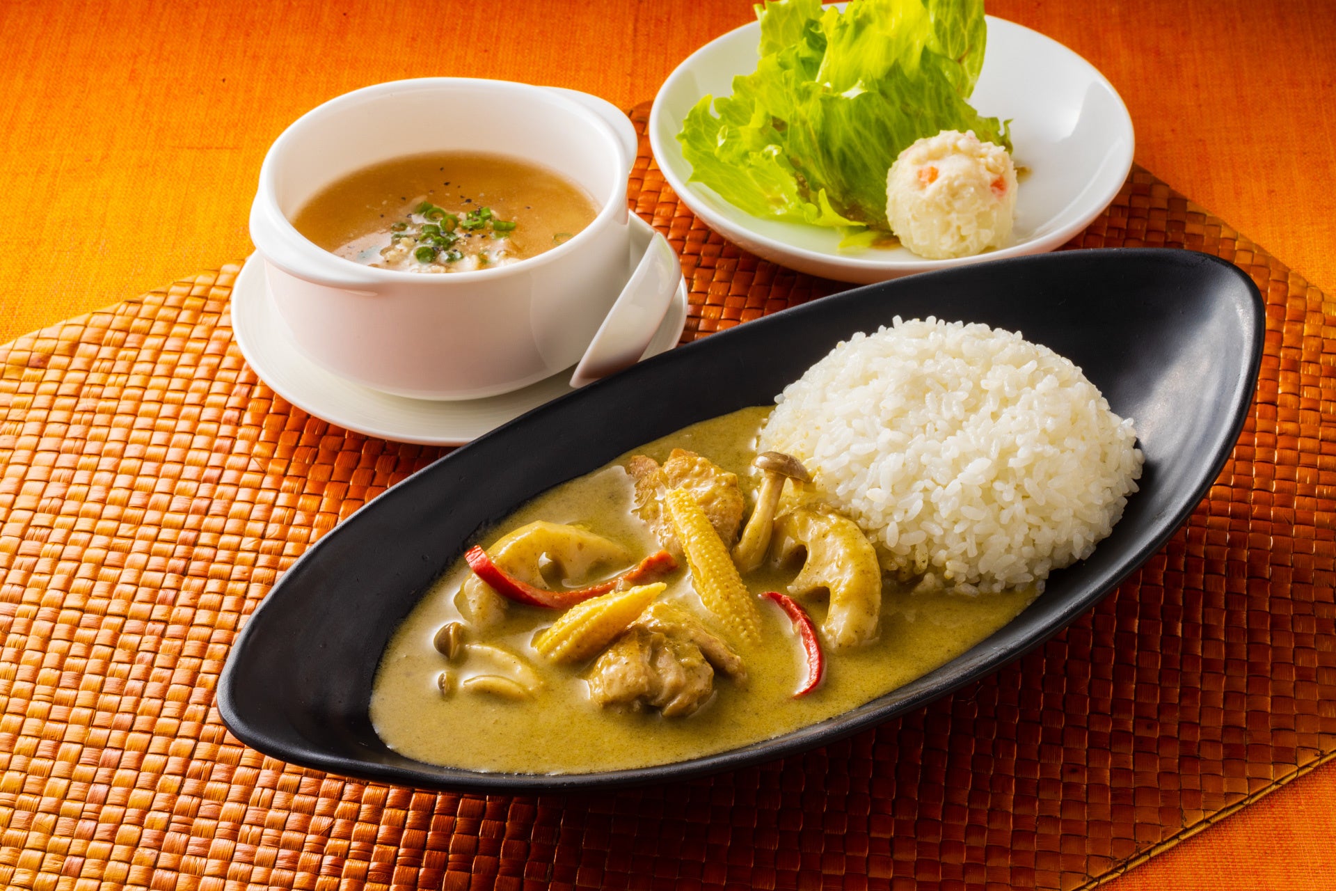 グリーンカレーランチ