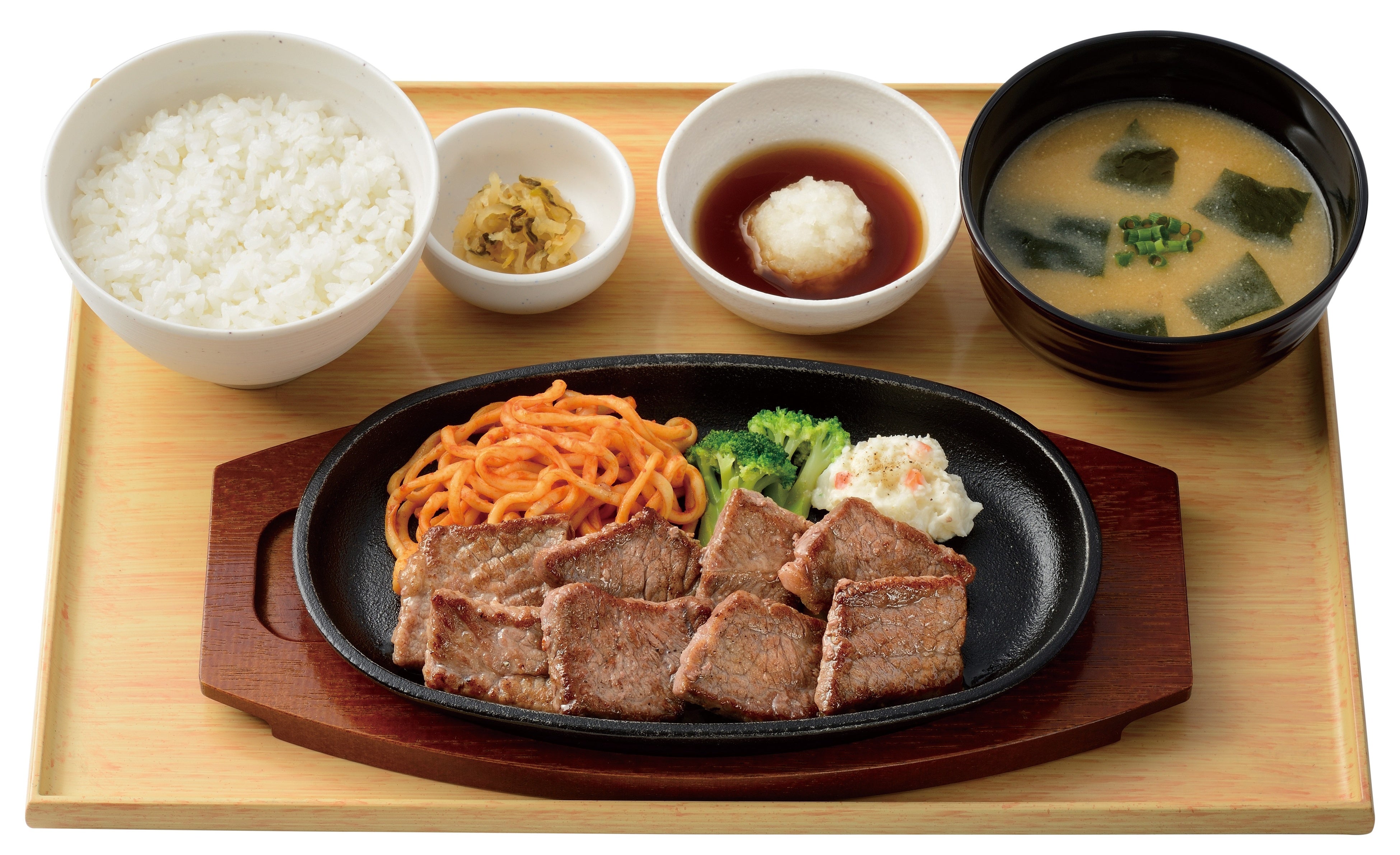 ブラックアンガスビーフのカットステーキ定食【おろしぽん酢】1,340円