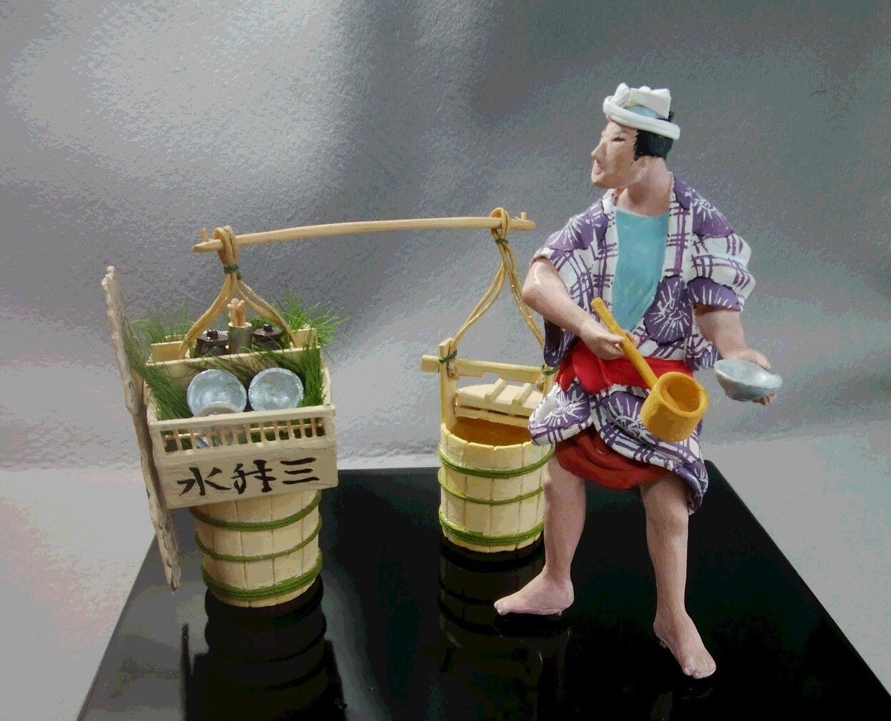 団十郎の冷や水売り 『江戸浮世人形』 岩下深雪作