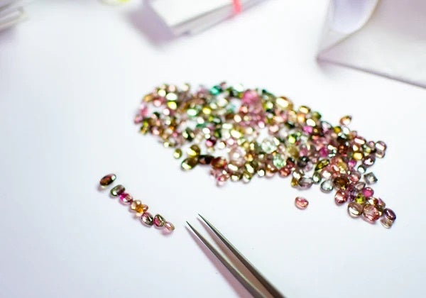 調達だけでなく選別も自社で行う