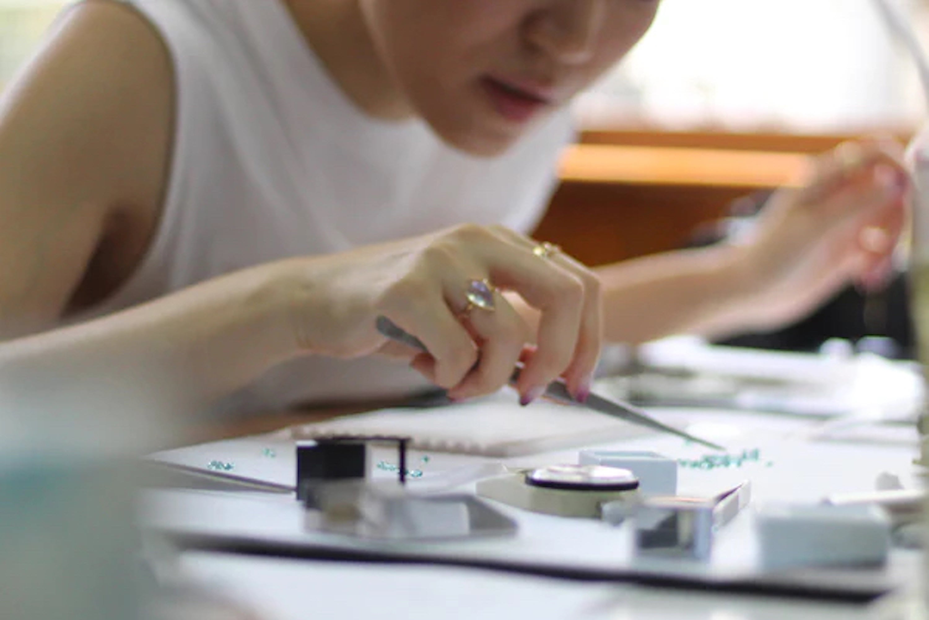 バイヤーが「一石ずつ」選び抜く