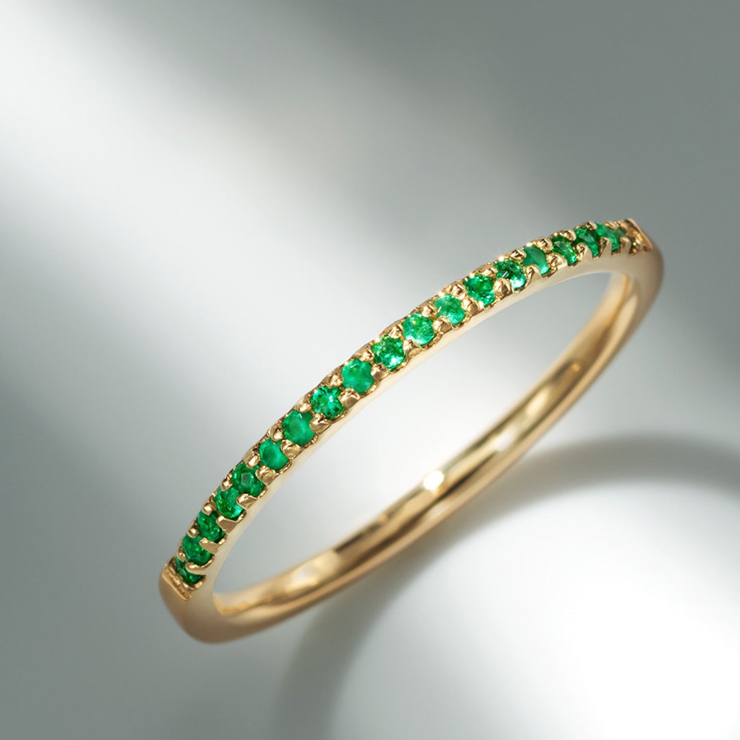 カラーストーンジュエリーのビズー「スズラン」をモチーフにした新作