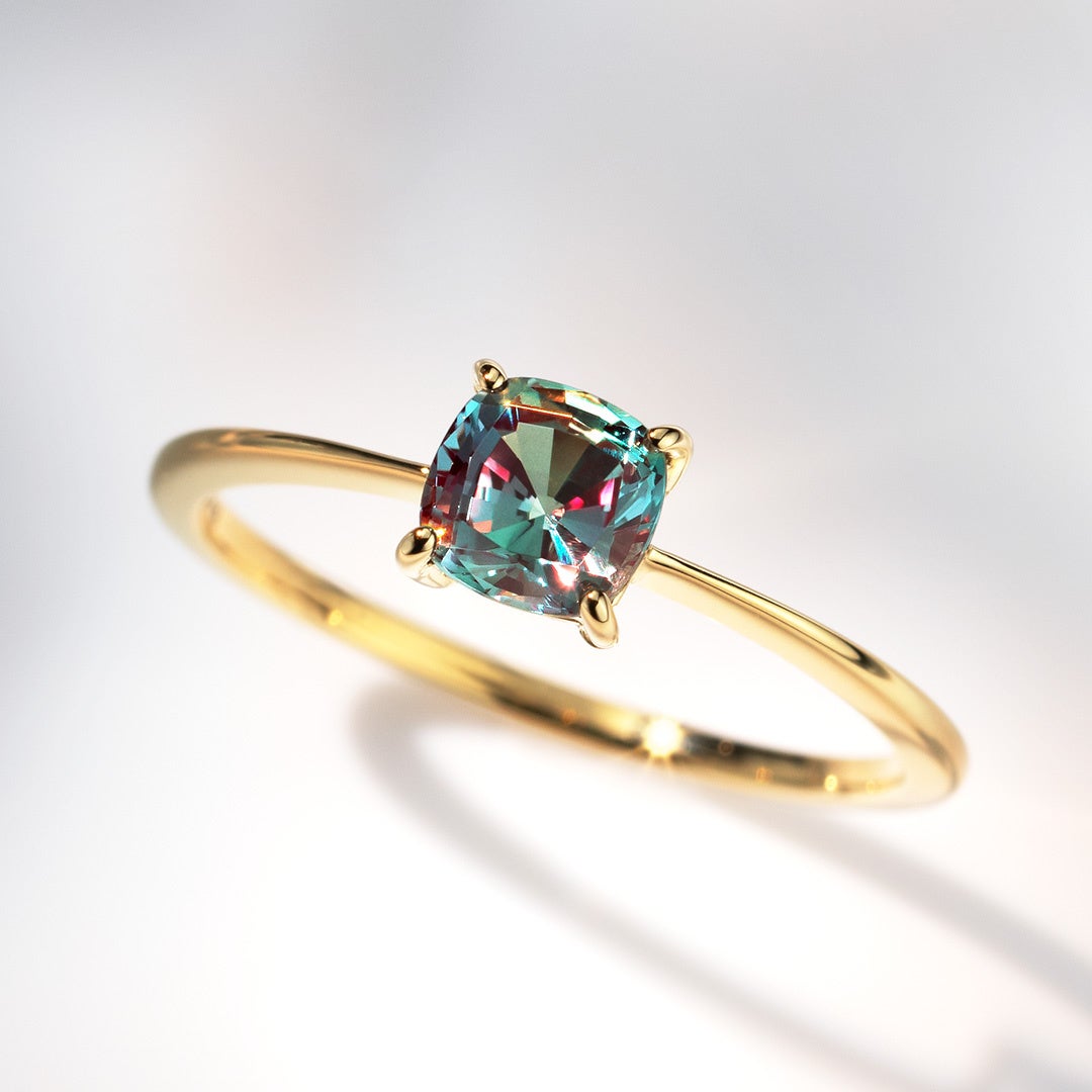 アレキサンドライト(ラボグロウン) K18／PTリング・セラム