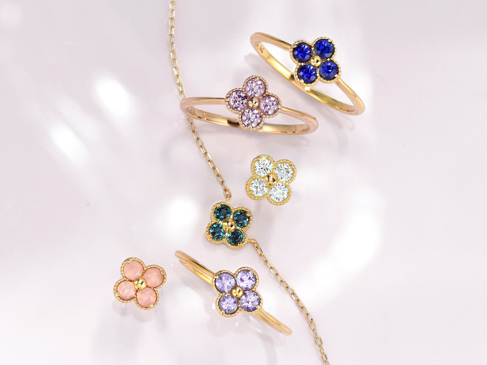 上品なモチーフジュエリー「アナイス」