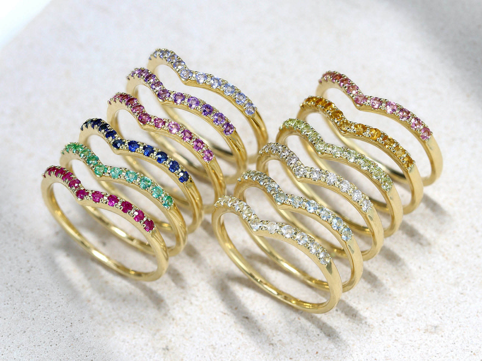 重ね付けにもお勧めの誕生石エタニティリング「メルヴェ」