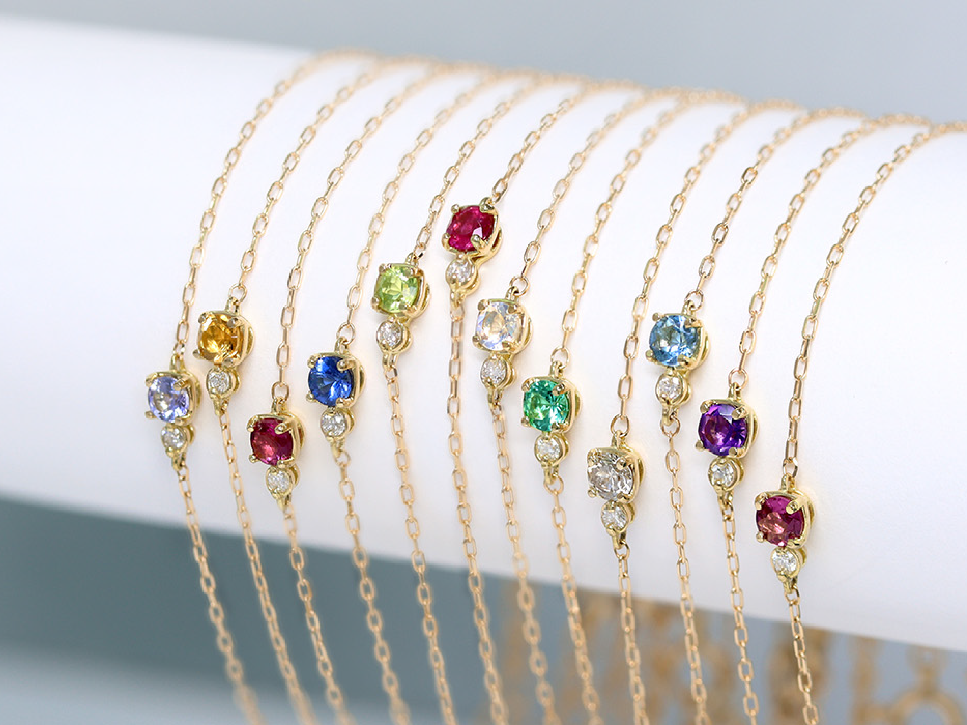 カラーストーンジュエリーのビズー、NEWoMan横浜での