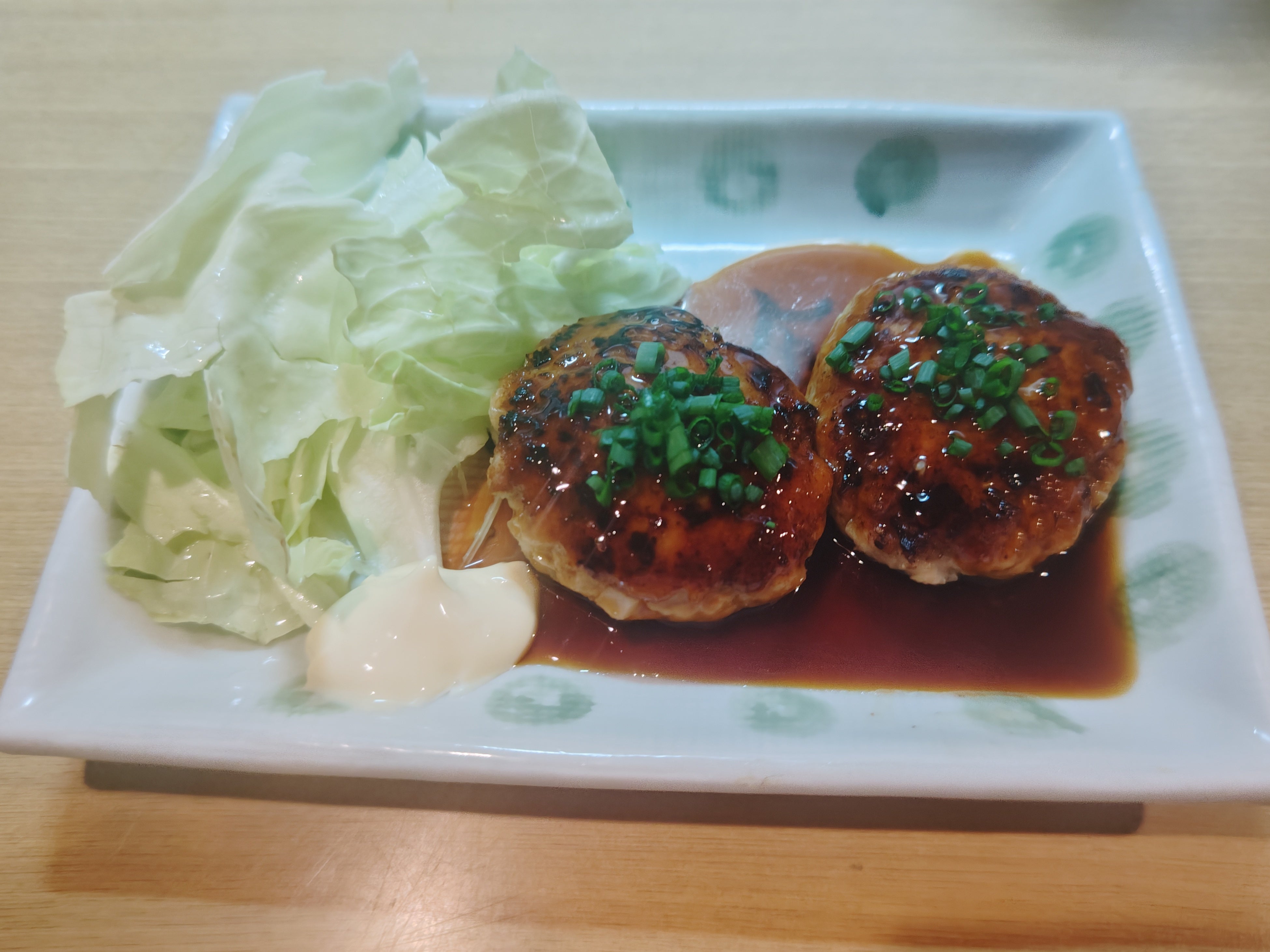 笑ひめ：はだか麦粉入り鶏つくねバーグ