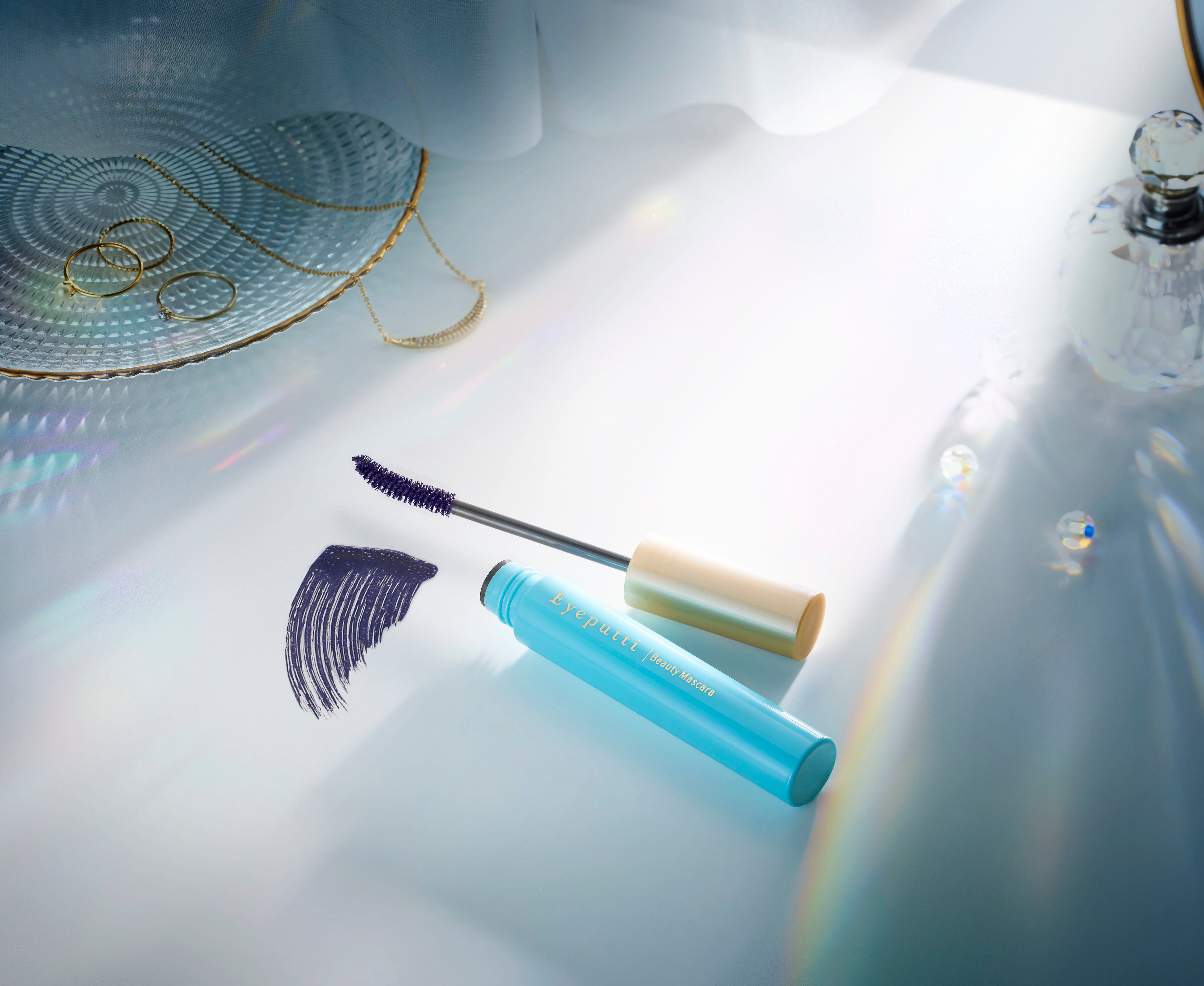 アイプチ®　ひとえ・奥ぶたえ用マスカラ ＜プリズムブラック＞ イメージ