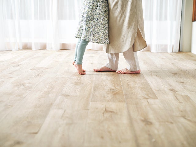 ビニル床タイル見本帳「2023-2026 FLOOR TILE」を11/30に発刊 | 株式 ビニル床タイル見本帳「2023-2026 FLOOR TILE」を11/30に発刊 | 株式