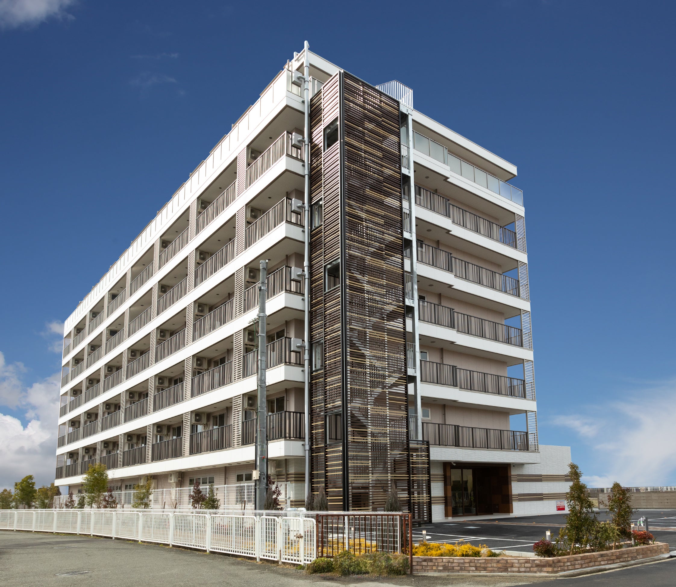 シニアスタイル東園田　外観