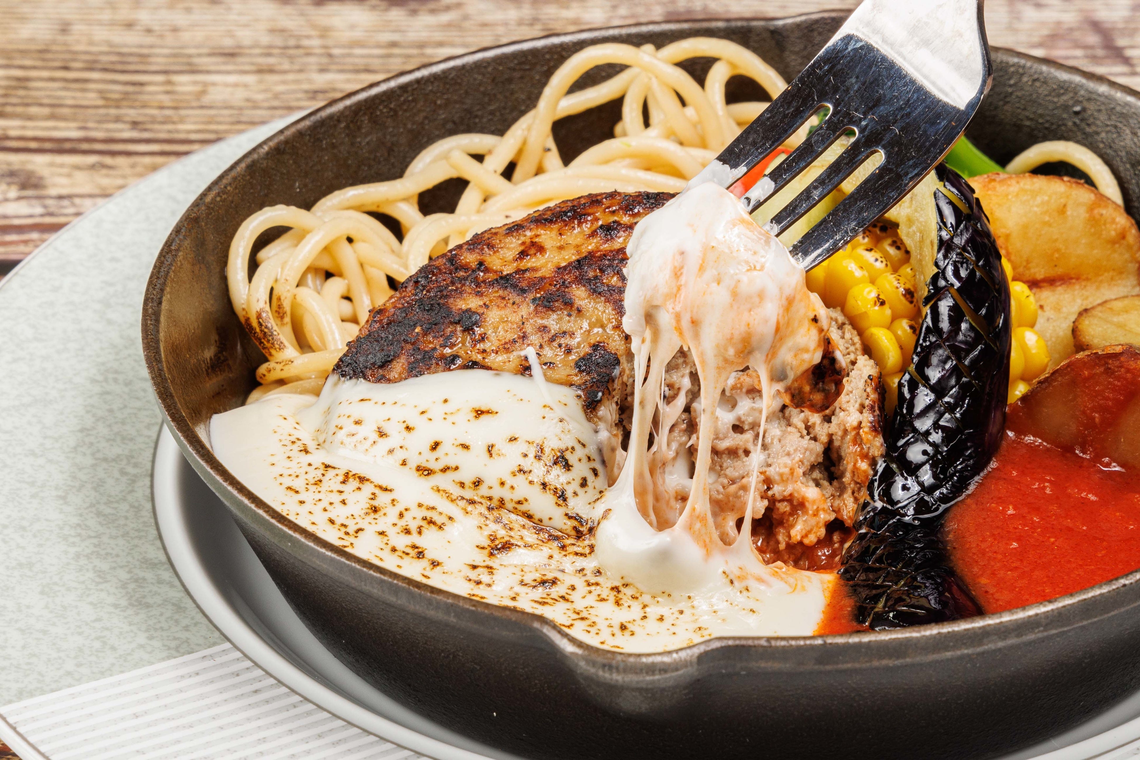 チーズハンバーグ