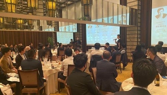 年２回の会員懇親会の様子