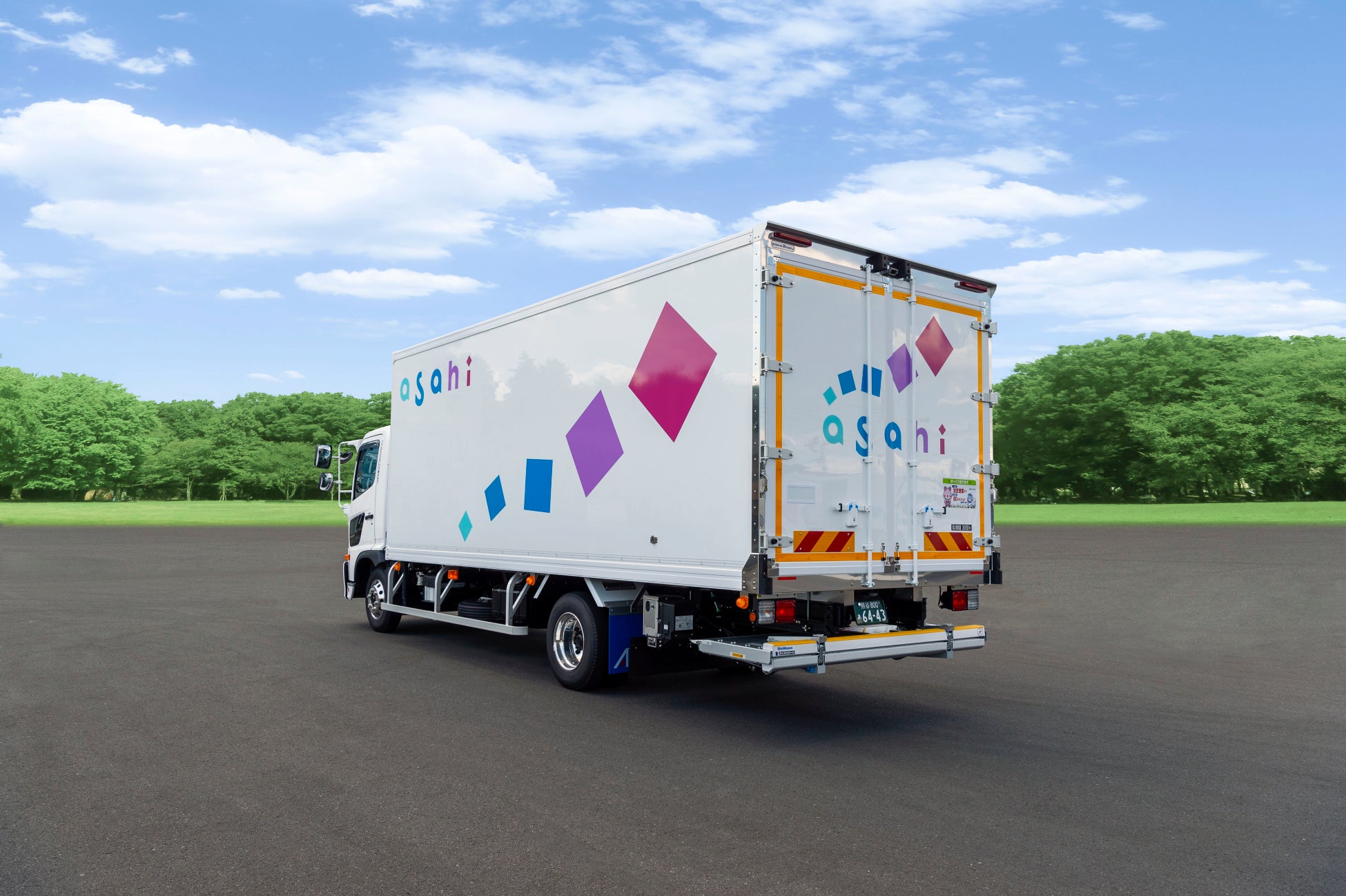 トラックデザインを刷新 7月5日より導入開始 アサヒロジスティクス株式会社のプレスリリース トラックデザインを刷新 7月5日より導入開始 アサヒロジスティクス株式会社のプレスリリース