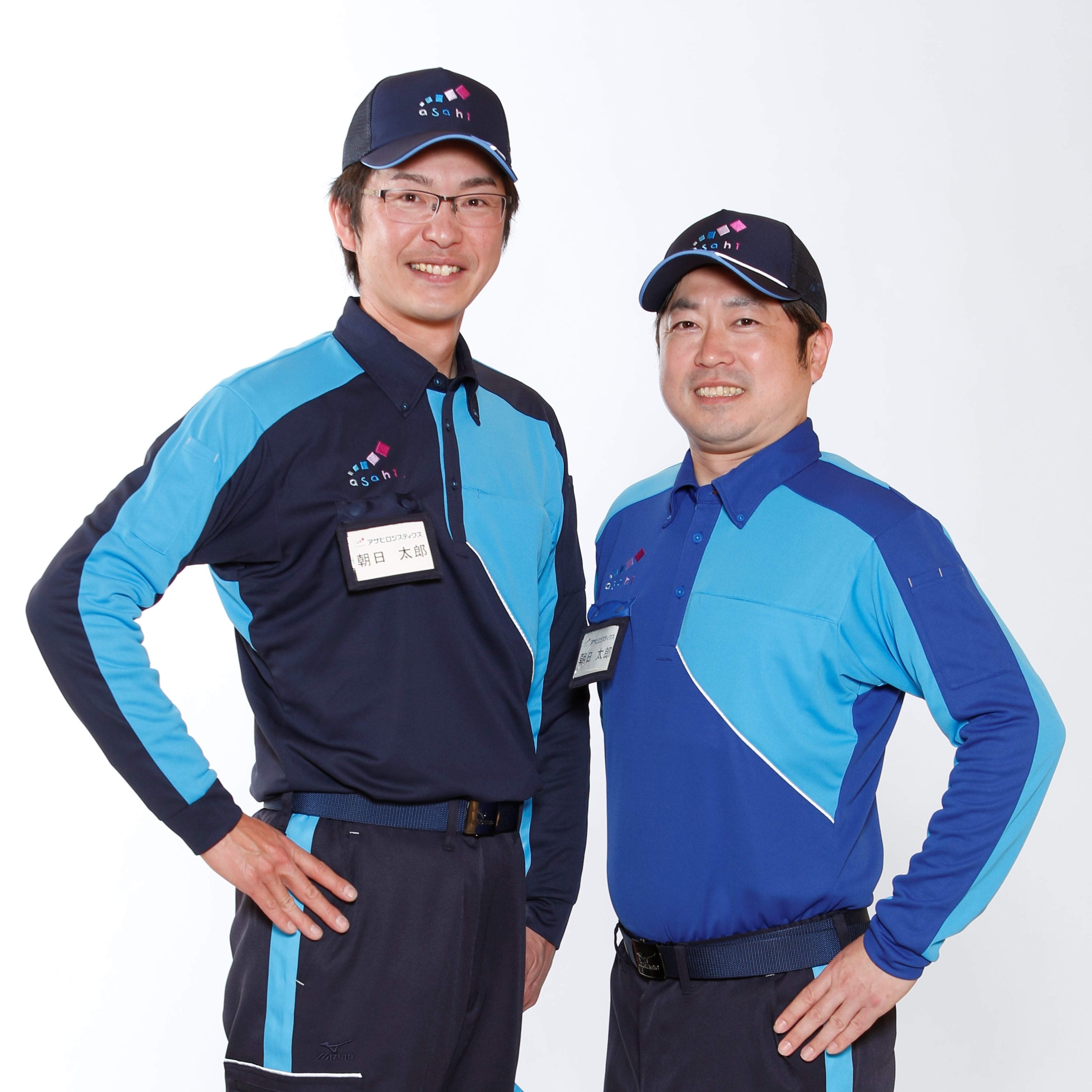 ポロシャツは2色から選んで着用可能