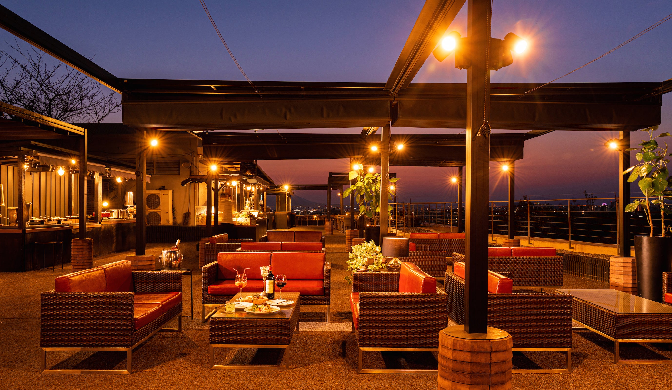 ガーデンレストランk