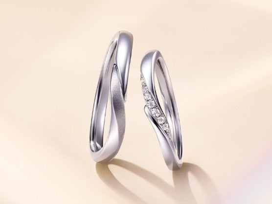 「新品、未使用、Pt」I-PRIMO 婚約指輪 I-PRIMOオンラインショップ |水の綾(プラチナ): 婚約指輪