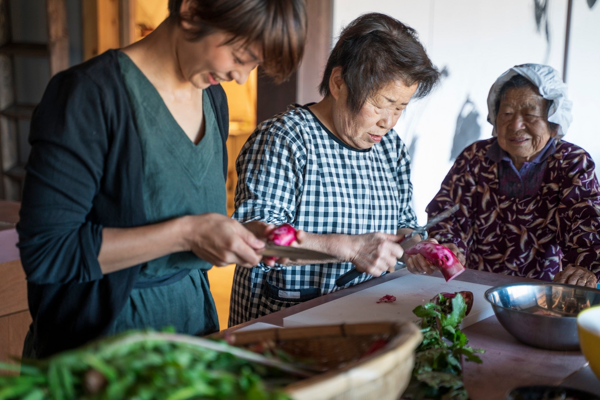 Photo by  Kiyoshi Nishioka