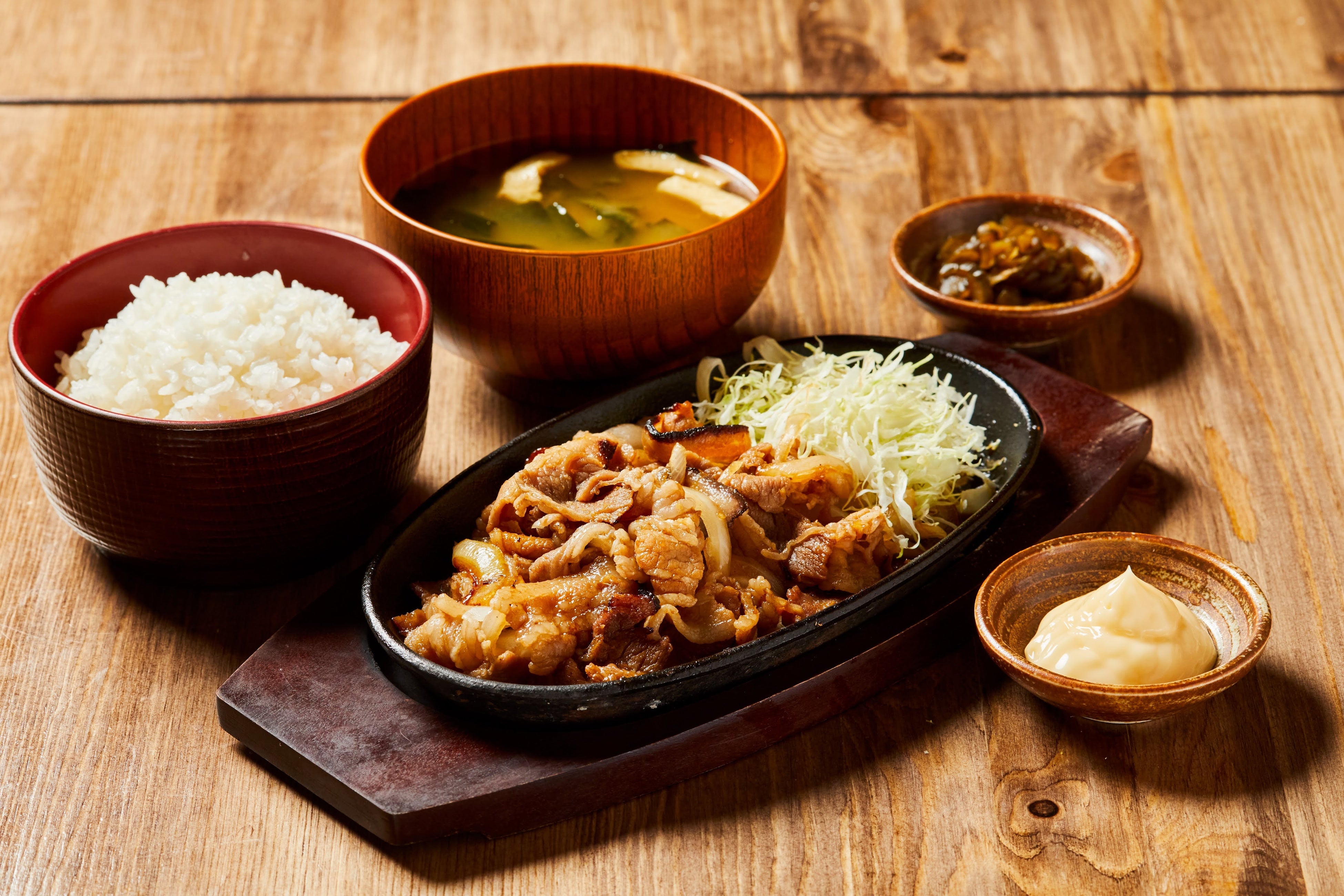 豚生姜焼き定食 肉並盛