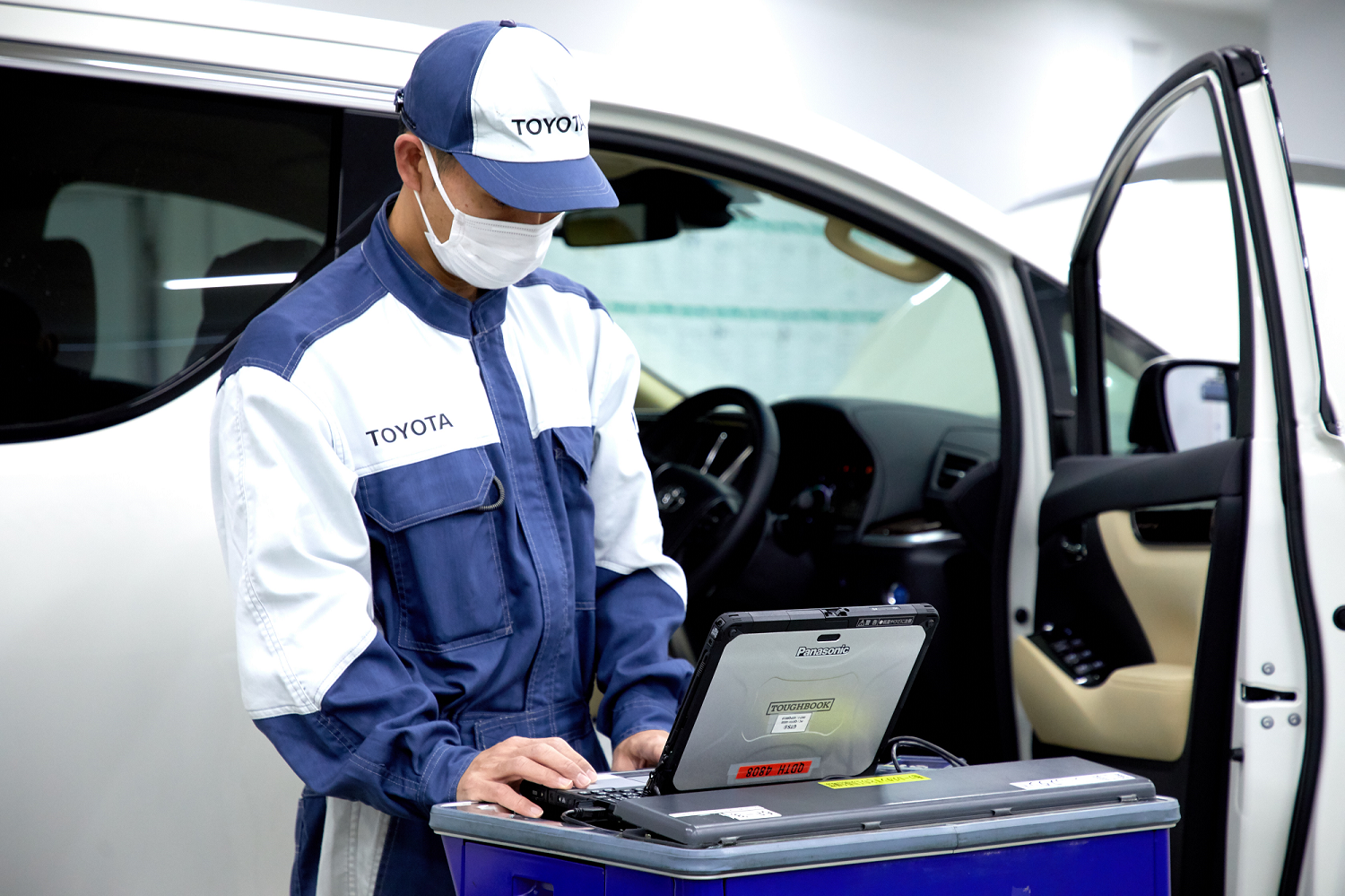 「なめらかブレーキ」の施工風景