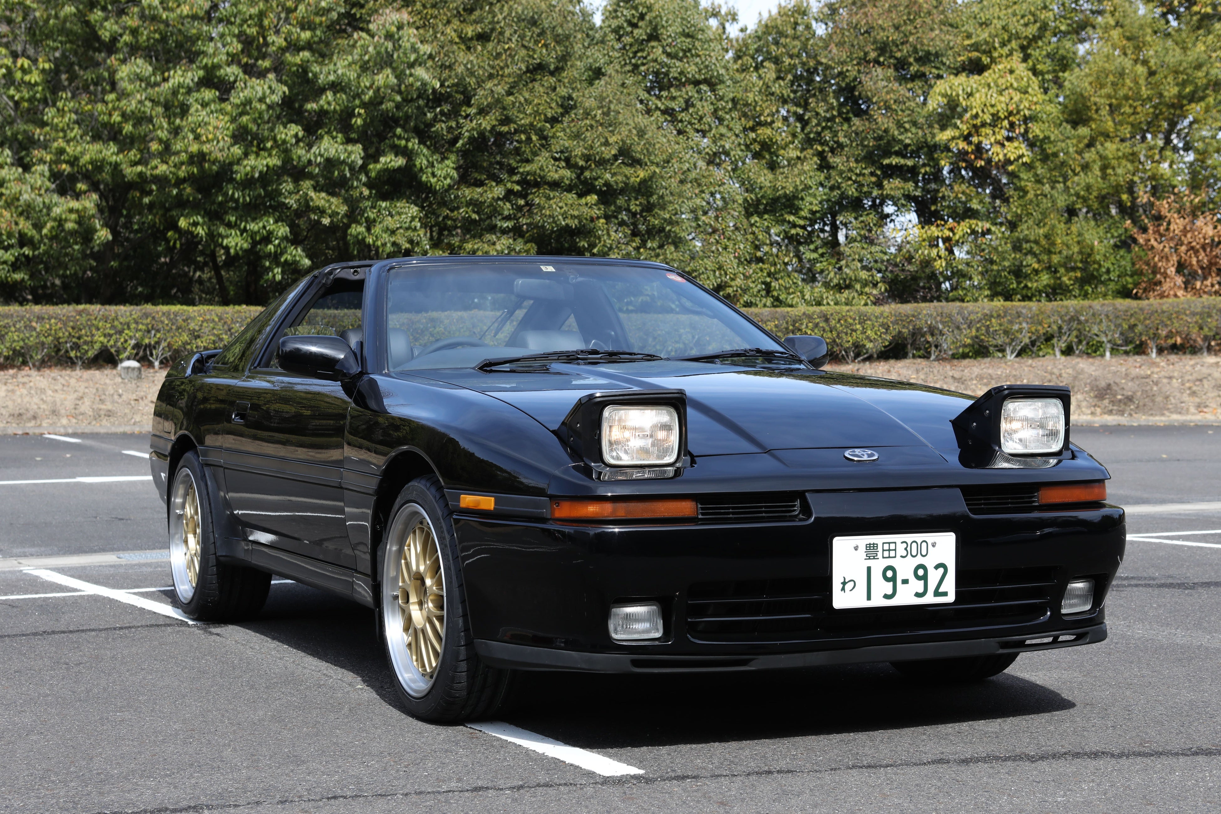 JZA70型 スープラ 2.5GTツインターボ エアロトップ