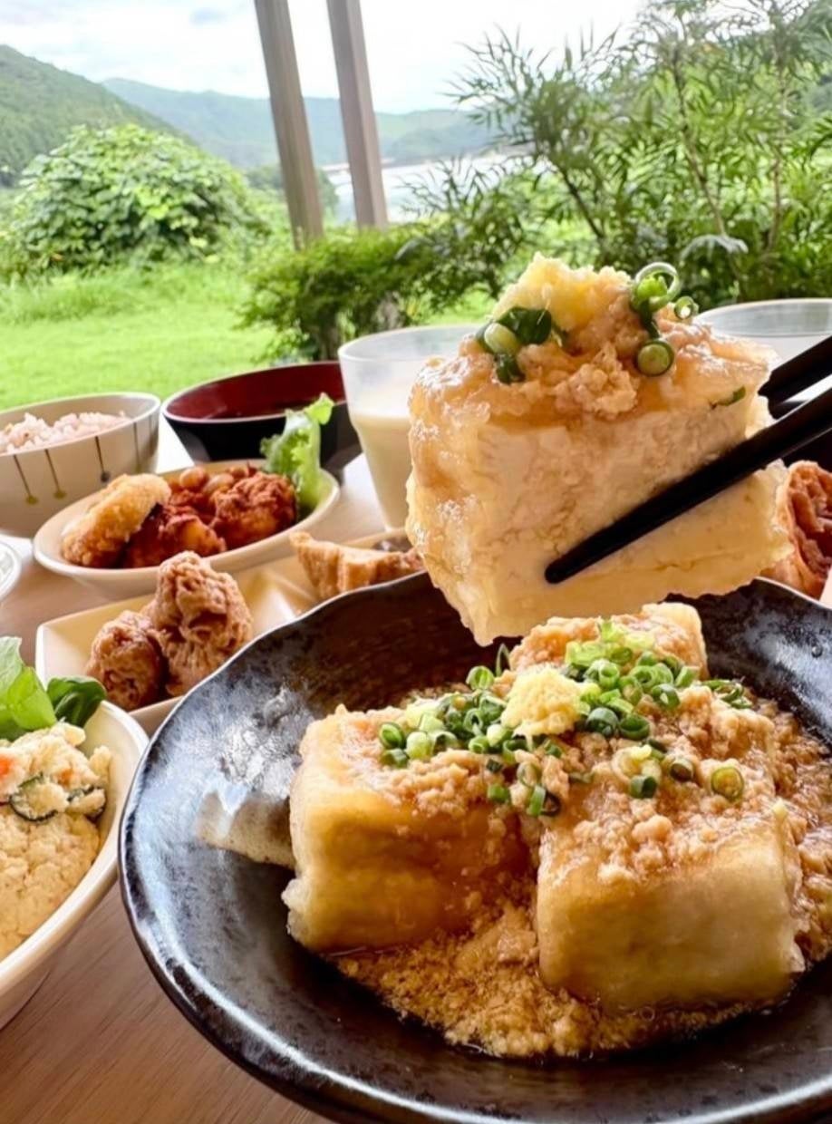 五 ヶ 山 豆腐