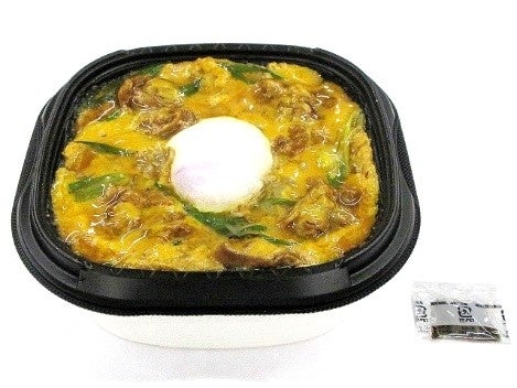 半熟玉子と九条ねぎの特製他人丼