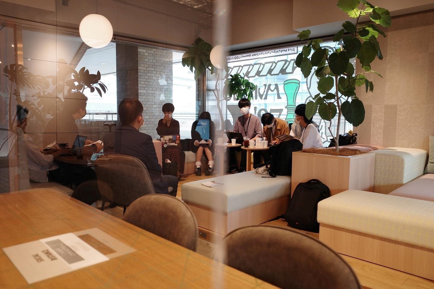 Sunshine City SOLARIUMでレクチャーとグループワークを行う