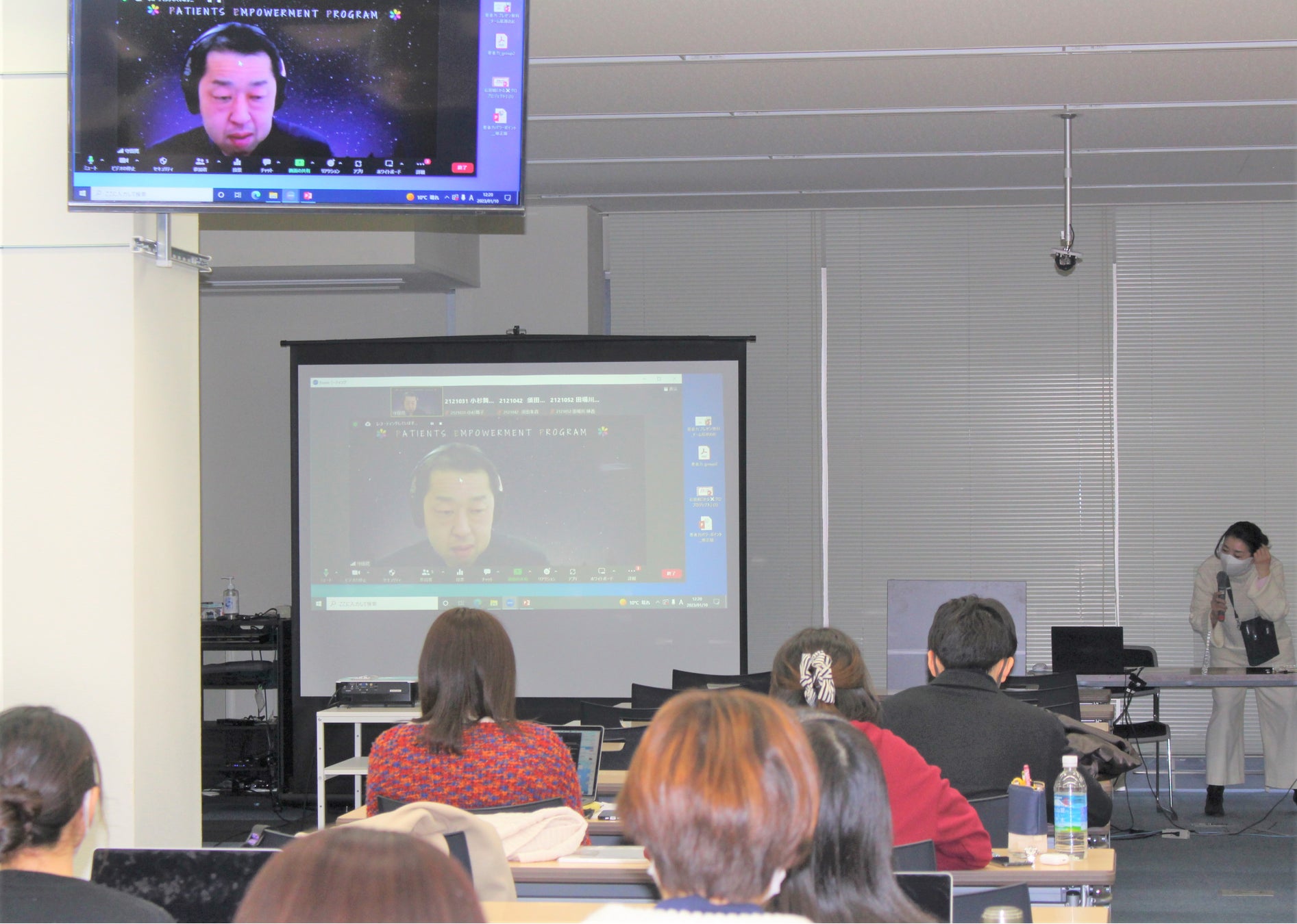 ZOOMを活用し、遠方の講師を交えたハイブリッド形式にて実施