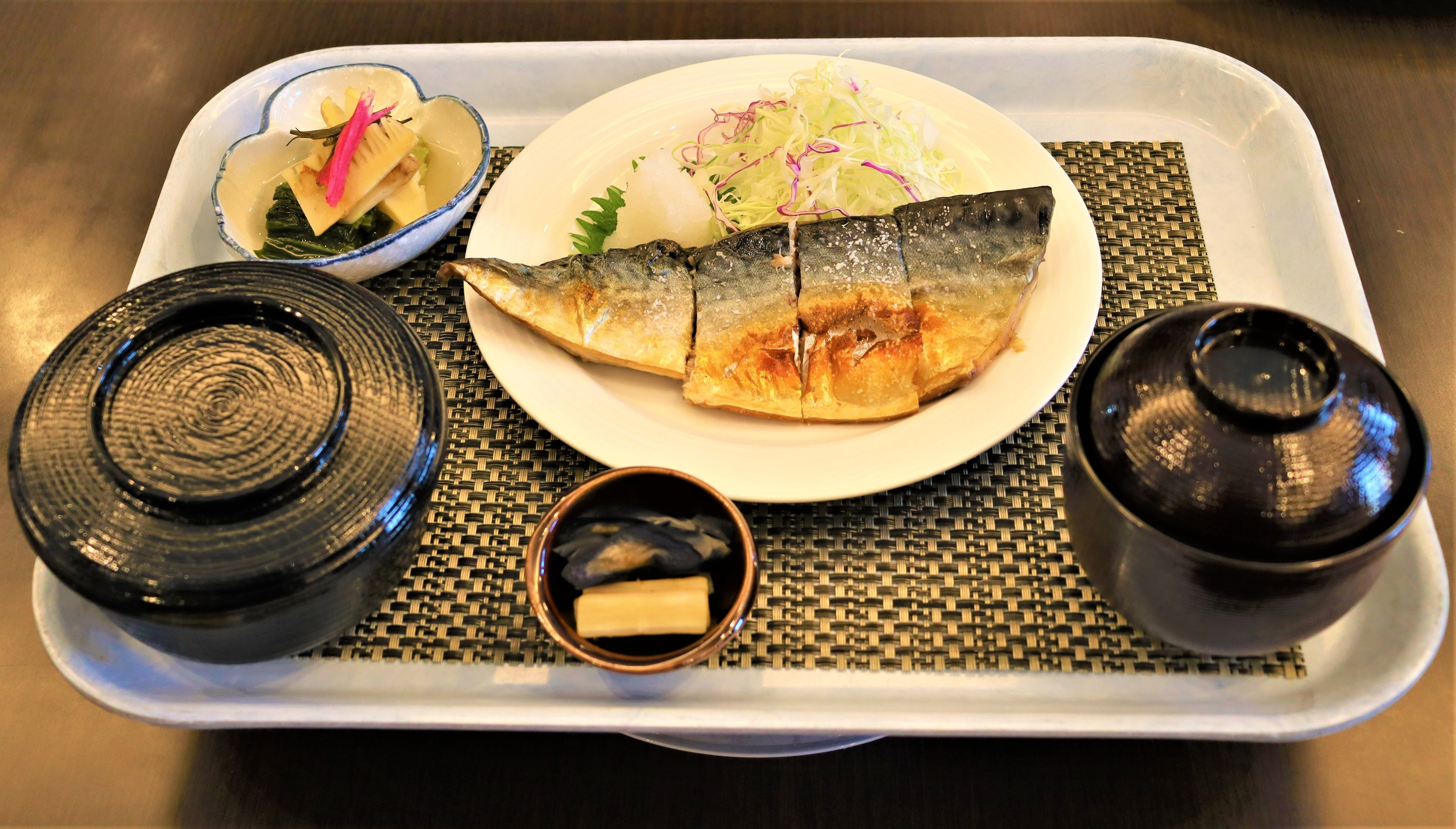 これまで学食にはほとんどなかった魚のメニュー　焼き魚定食