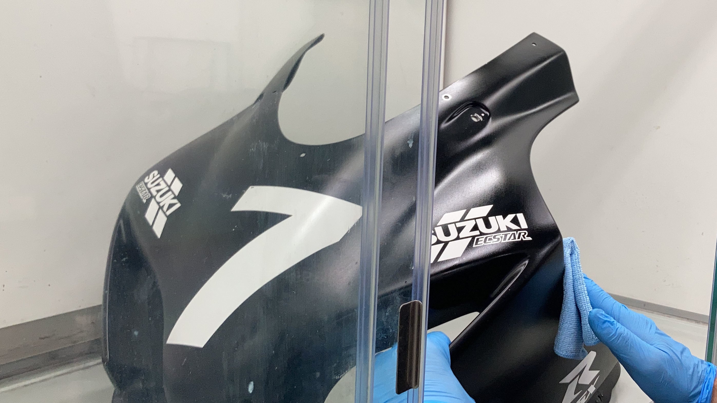 カウルへのコーテイング