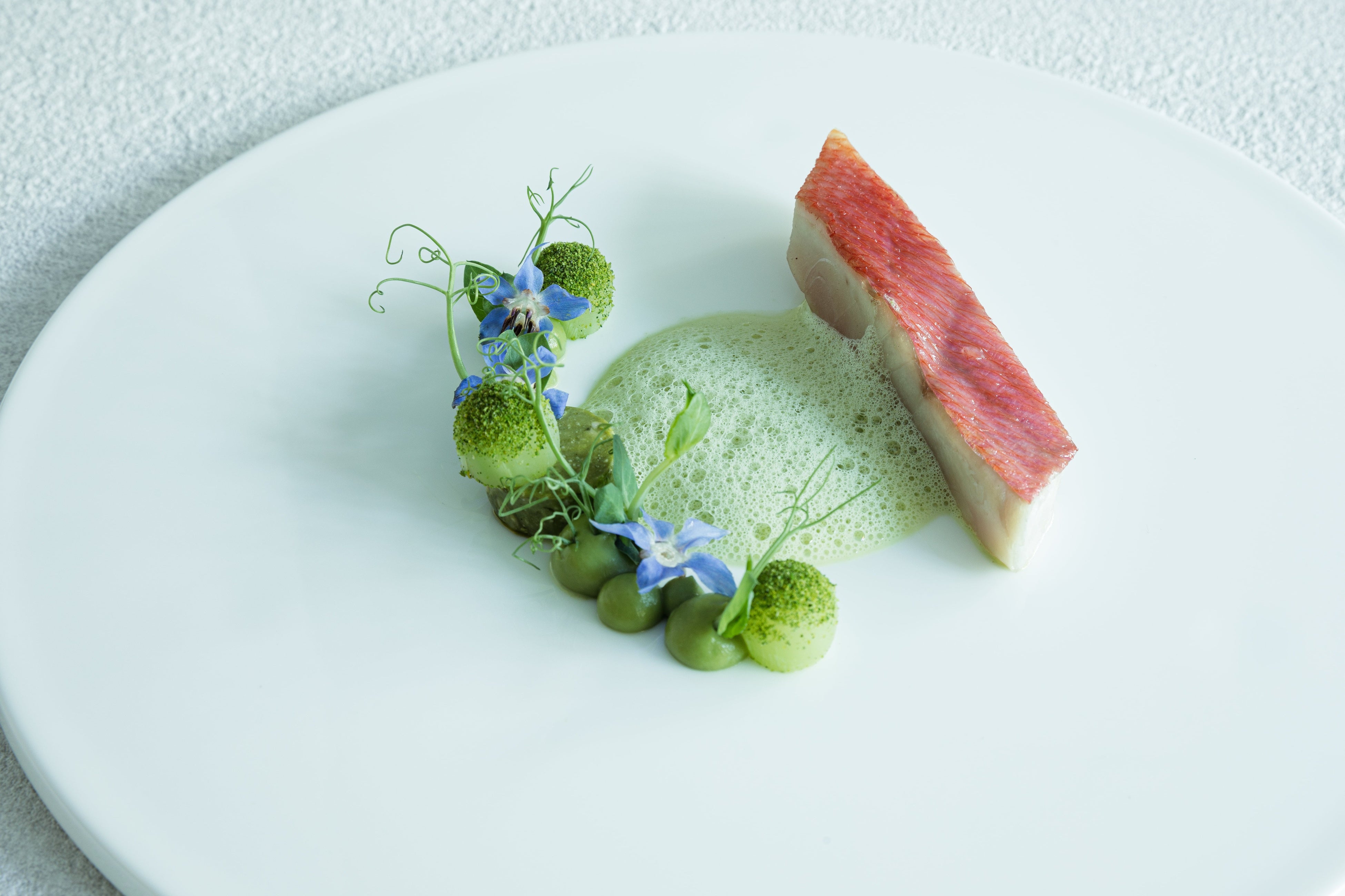 沖縄県産熟成金目鯛の炭火焼