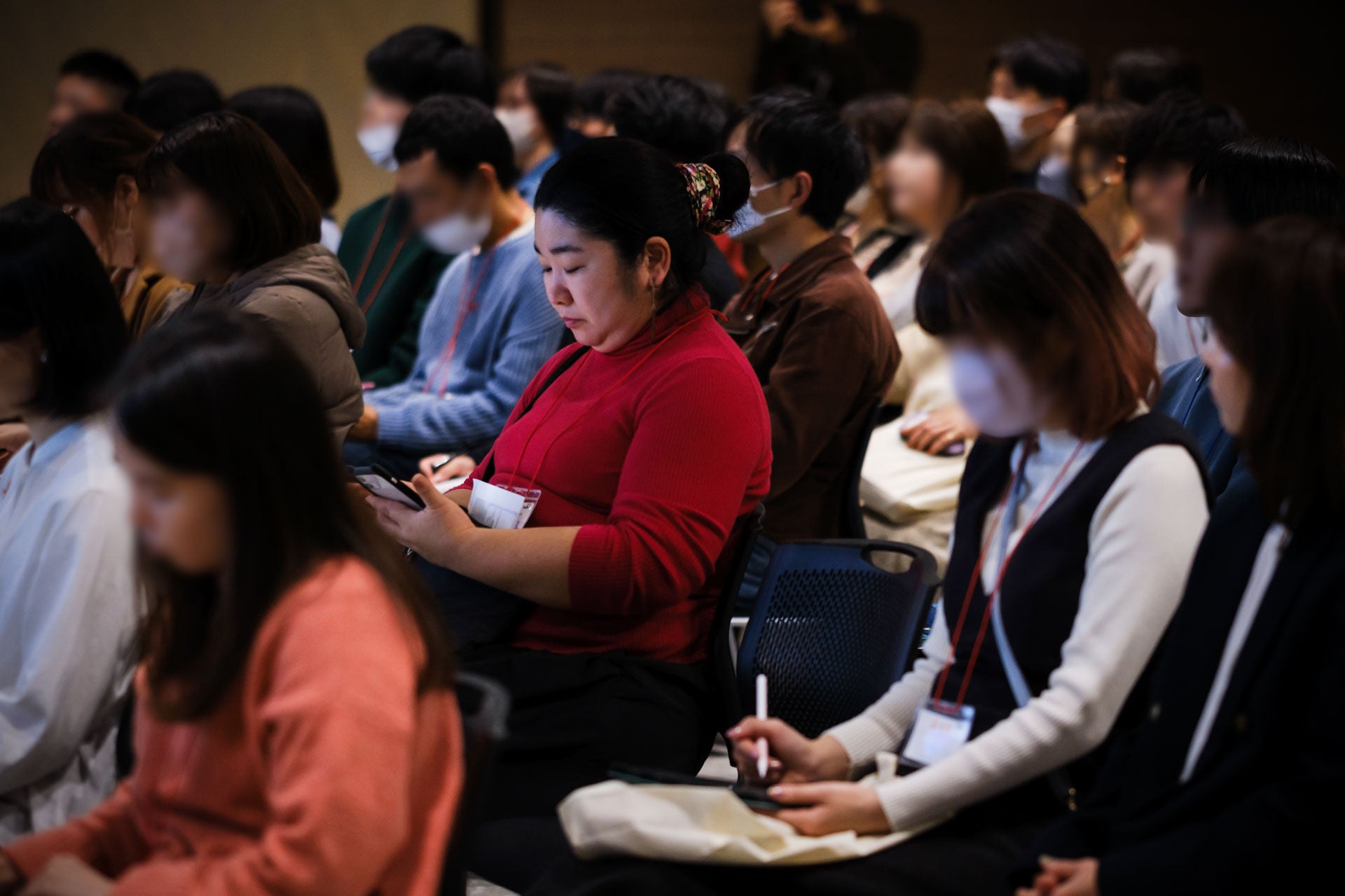 豆野さんの講演では真剣にメモを取る様子が見られました