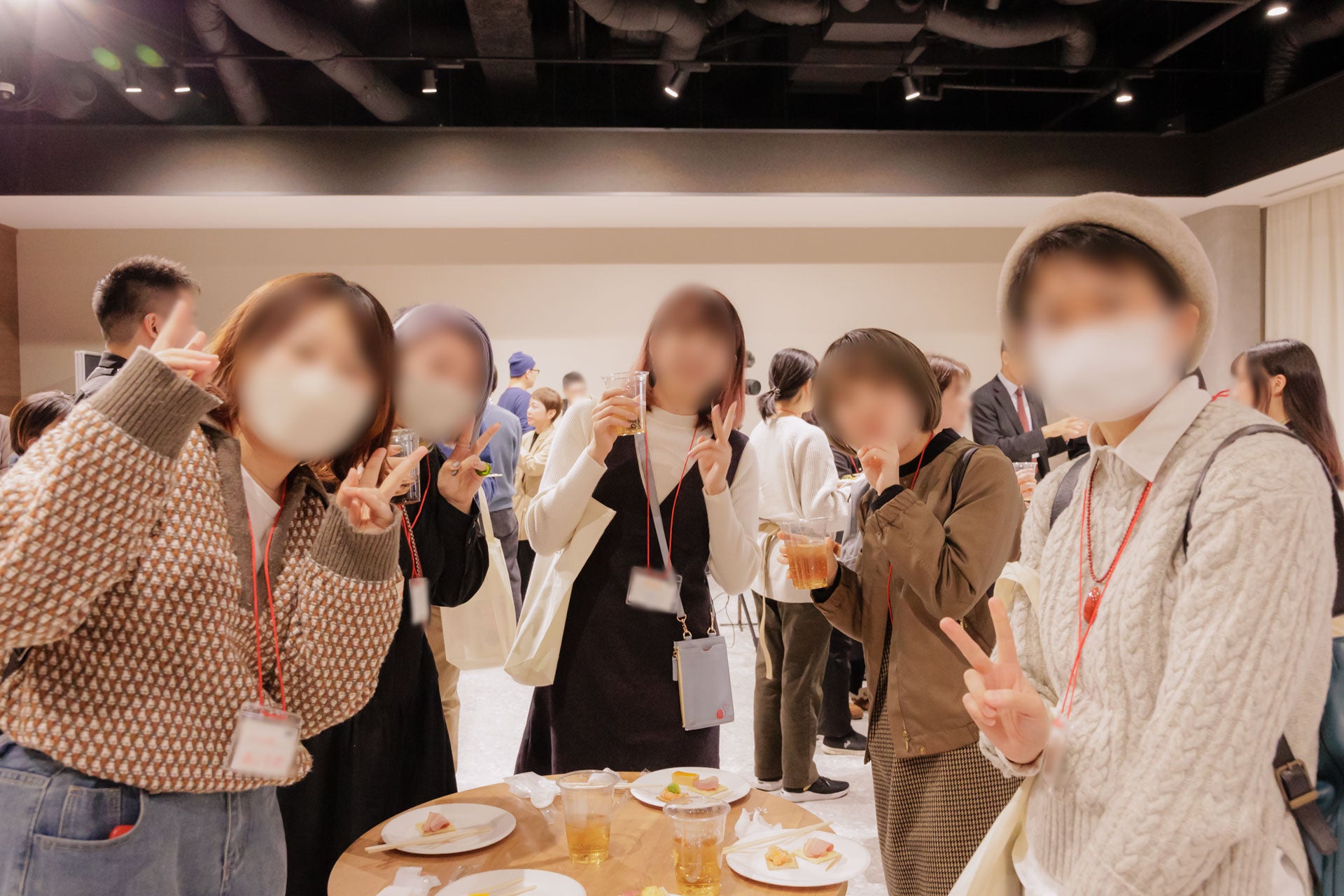 ハウスを超えた交流も見られました