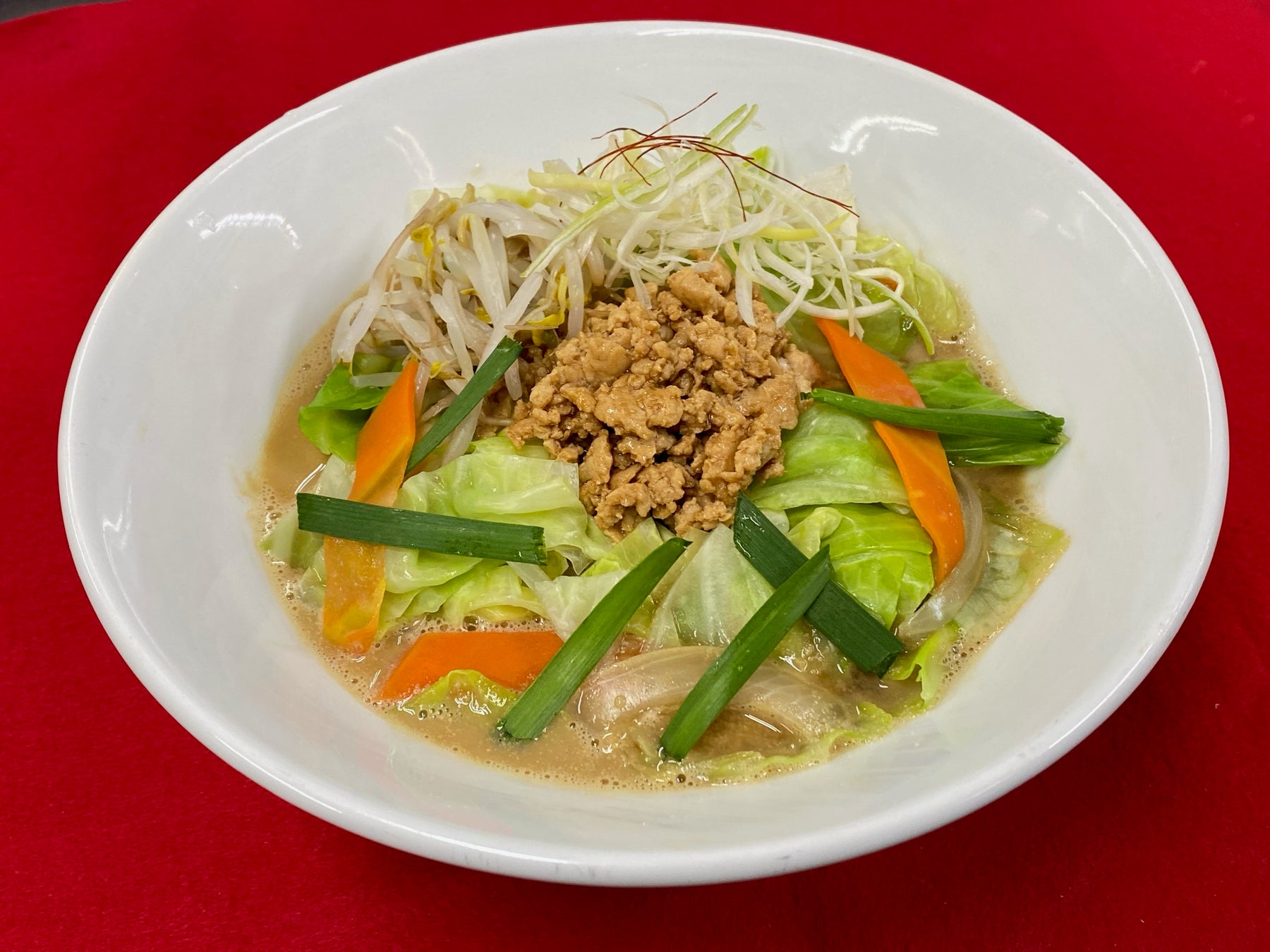 伊勢道 安濃SA（下り） 太光庵　松阪牛の胡麻担ラーメン 1,180円