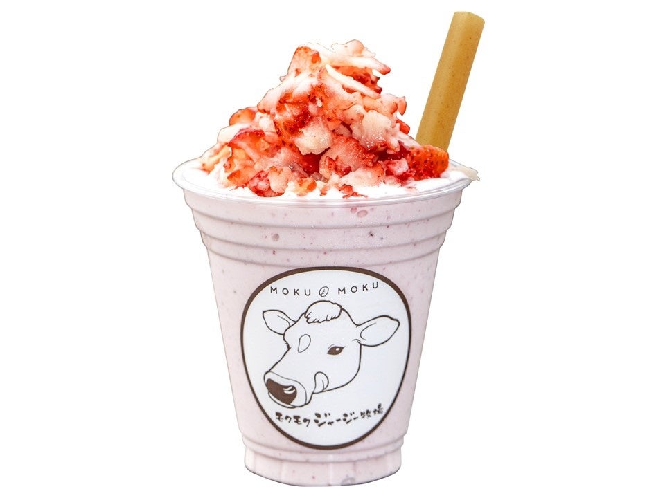 東名阪道 EXPASA御在所（上下） モクモク手づくりファーム  シャリシャリいちごシェイク   550円