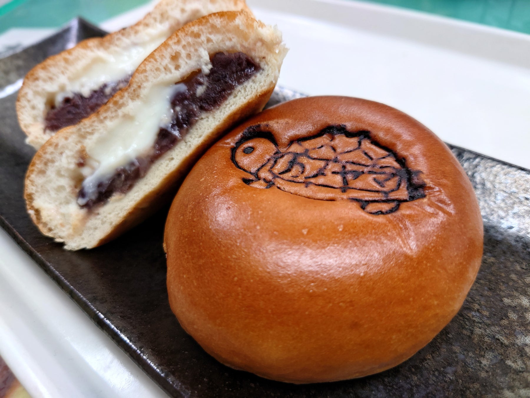 東名阪道 亀山PA(下り)   亀山あんぱん  226円
