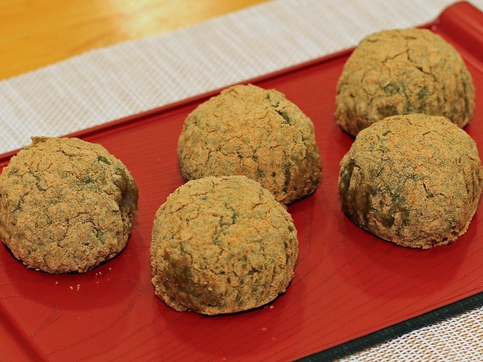 紀勢道 奥伊勢PA（上り・下り）ないしょ餅 3個入 370円  5個入 580円