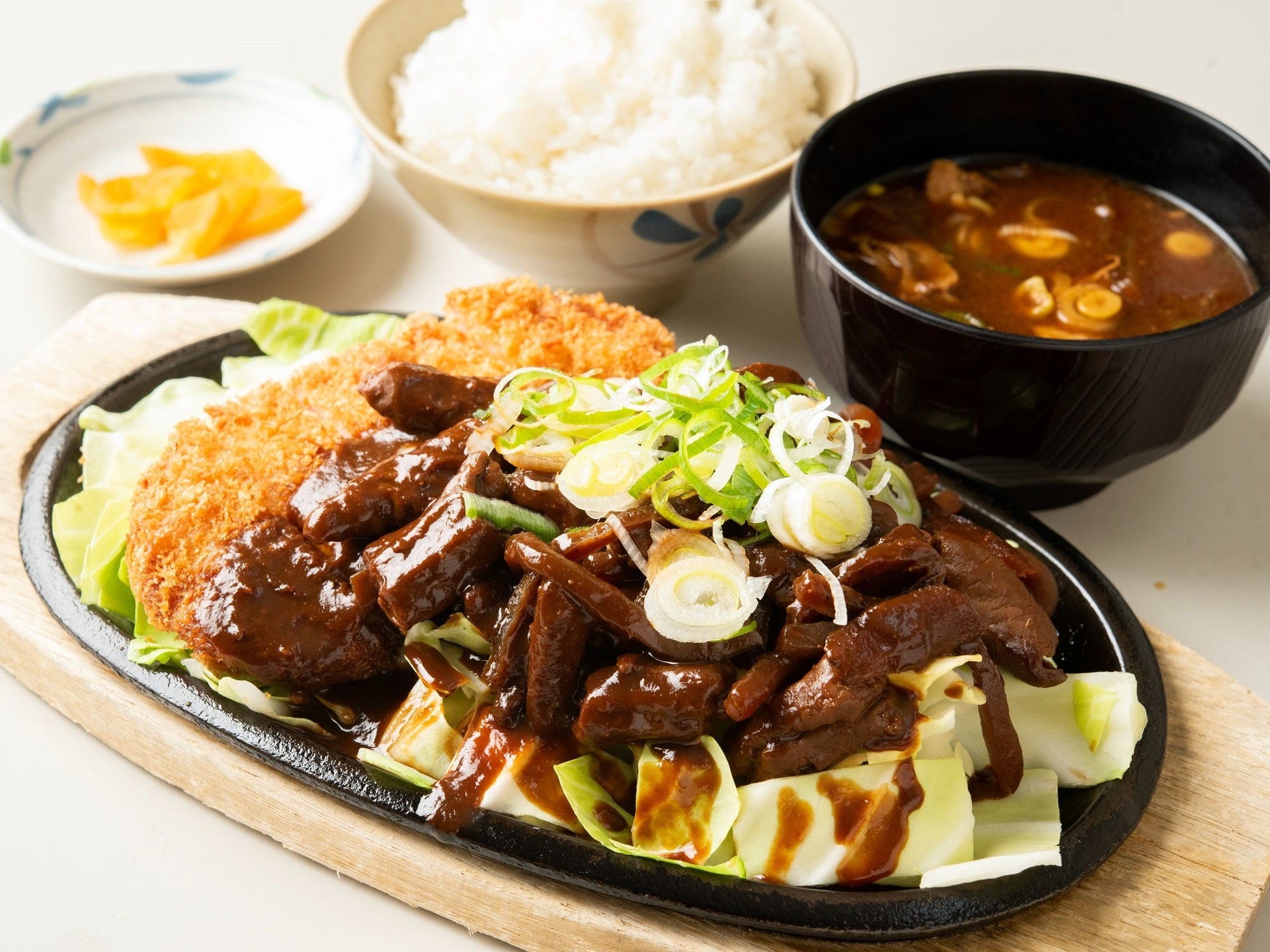 どてカツ鉄板焼定食 1,300円