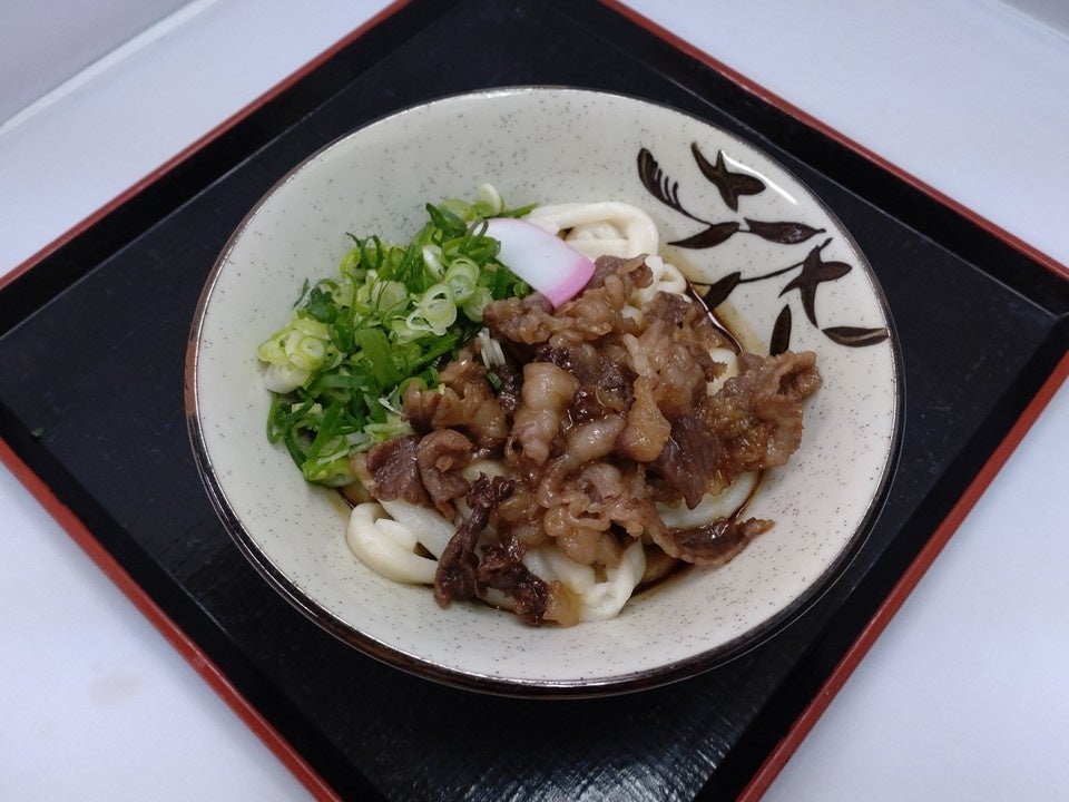 伊勢道 嬉野PA（下り）松阪牛伊勢うどん 880円