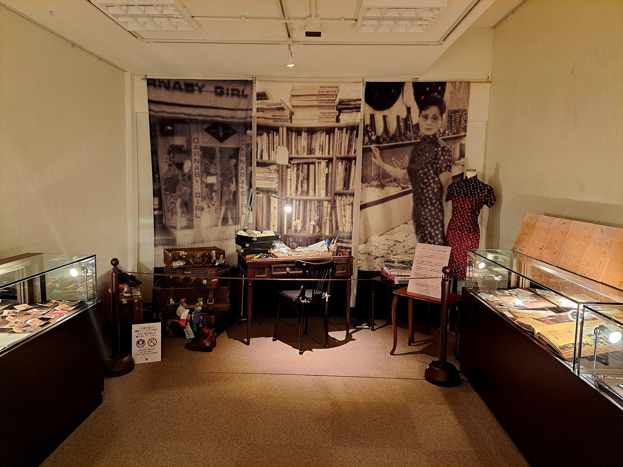 企画展　地下1階　田中のデザインソースの展示