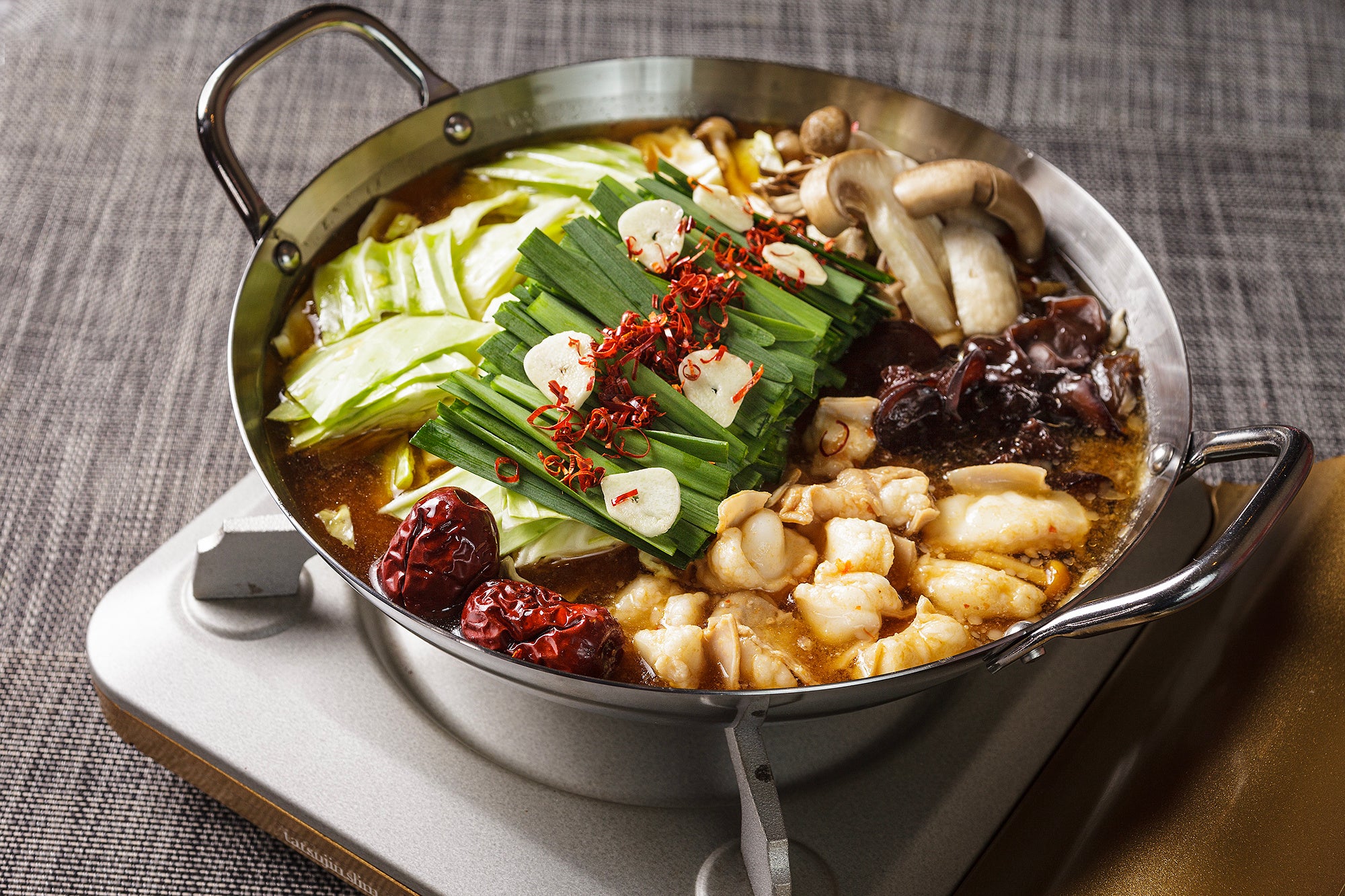 漢方和牛生もつ鍋セット　¥2,860