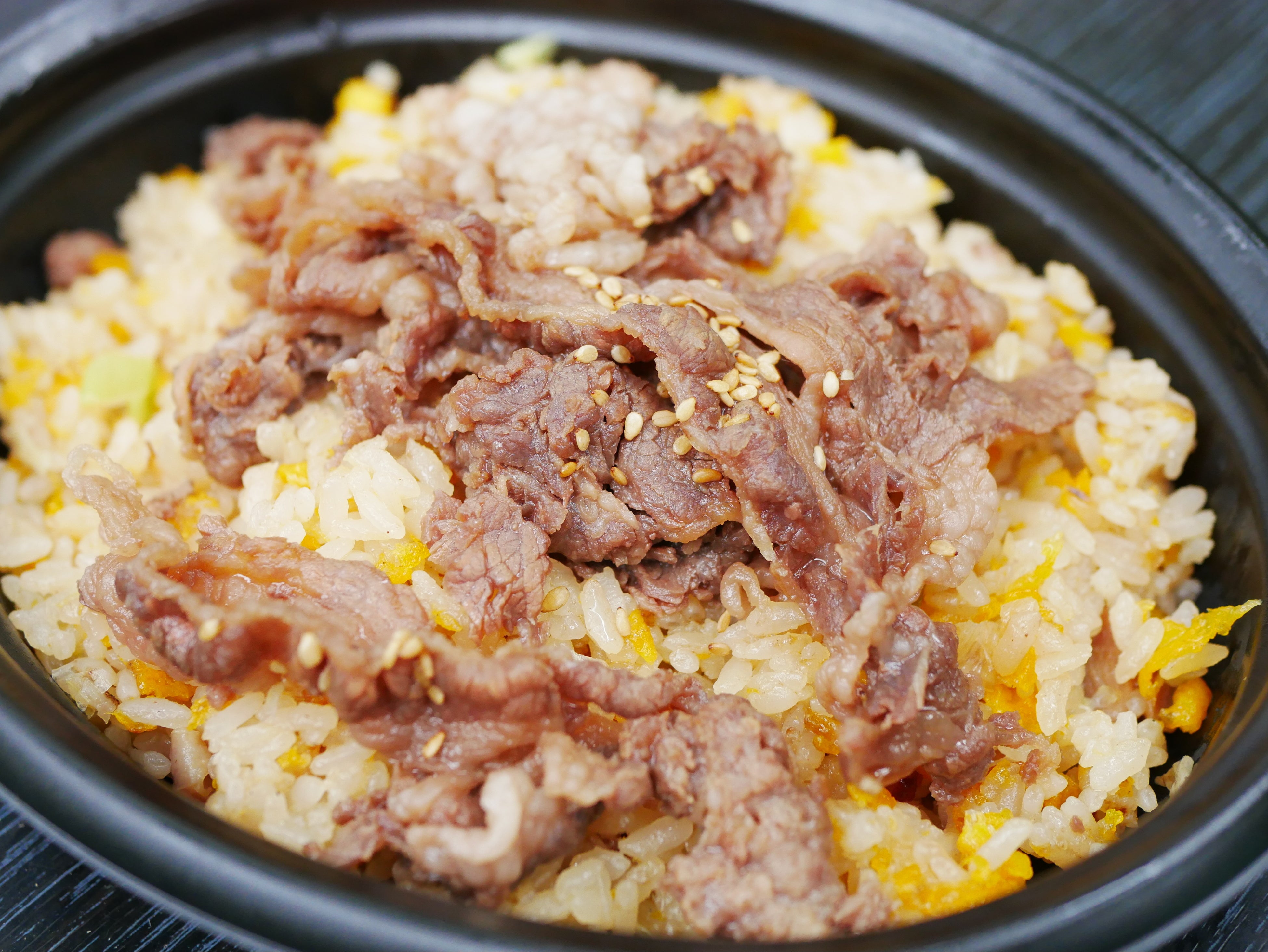 山水樓龍淵「牛肉すき焼きチャーハン」1,080円