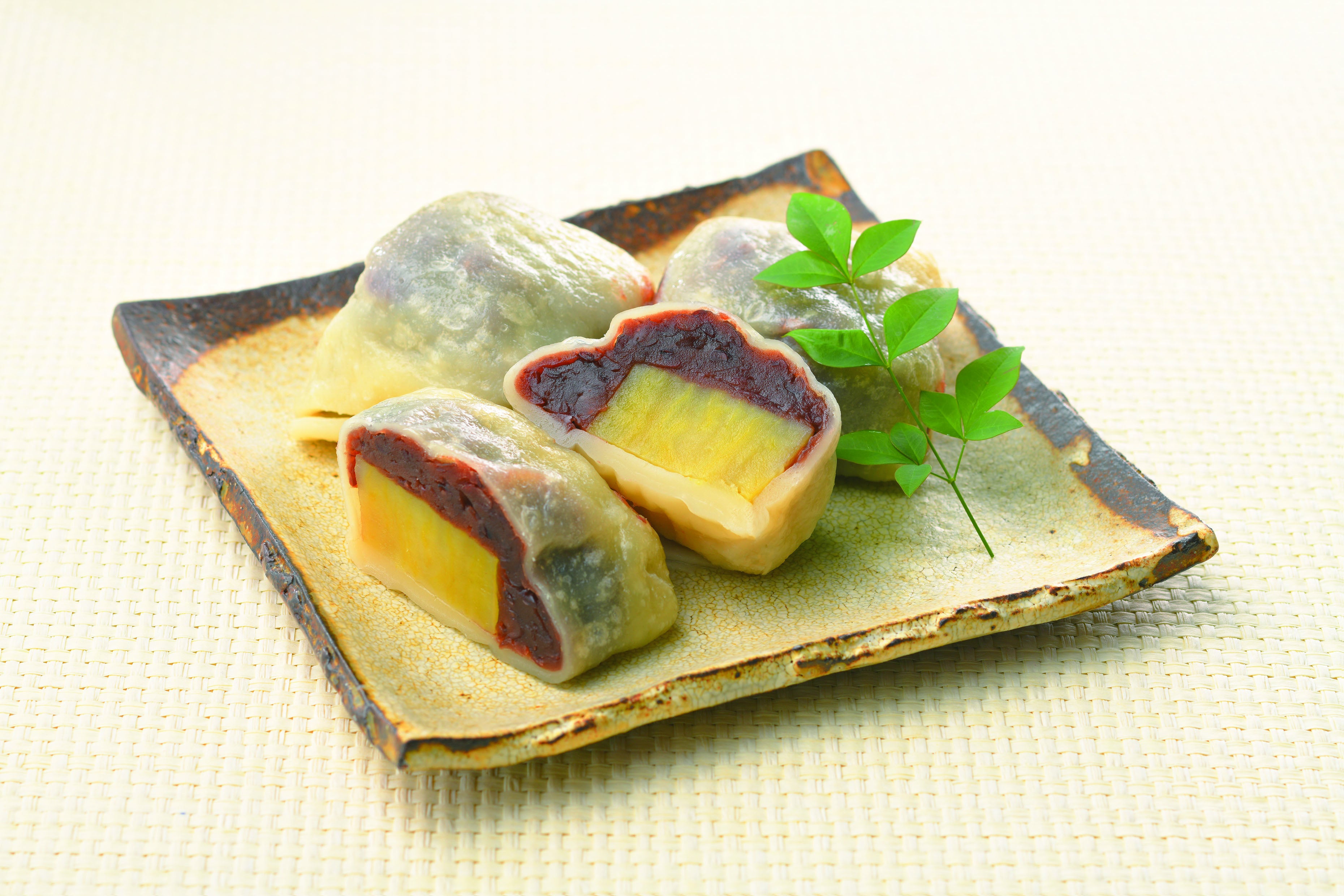 ●熊本県／くま純 「熊本いきなり団子」(1個) 220円