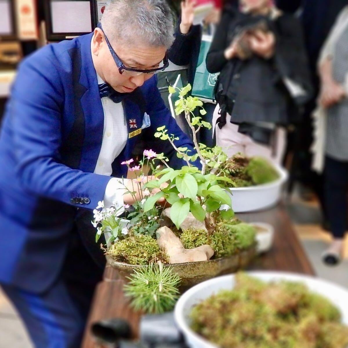 8月24日(木)は、庭園デザイナー 石原和幸氏による寄植えライブ